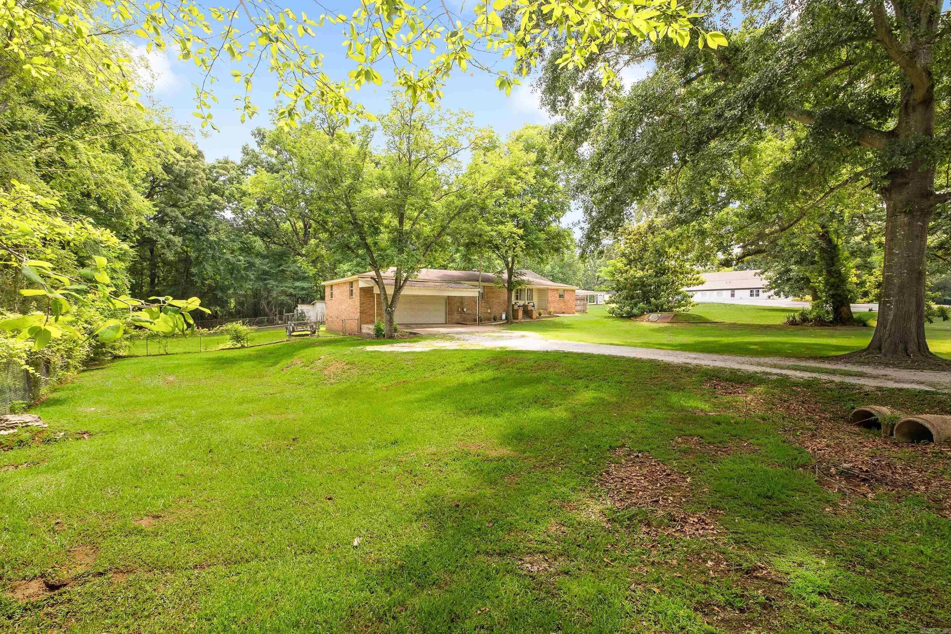 Property at 1713  Salem - Image 40