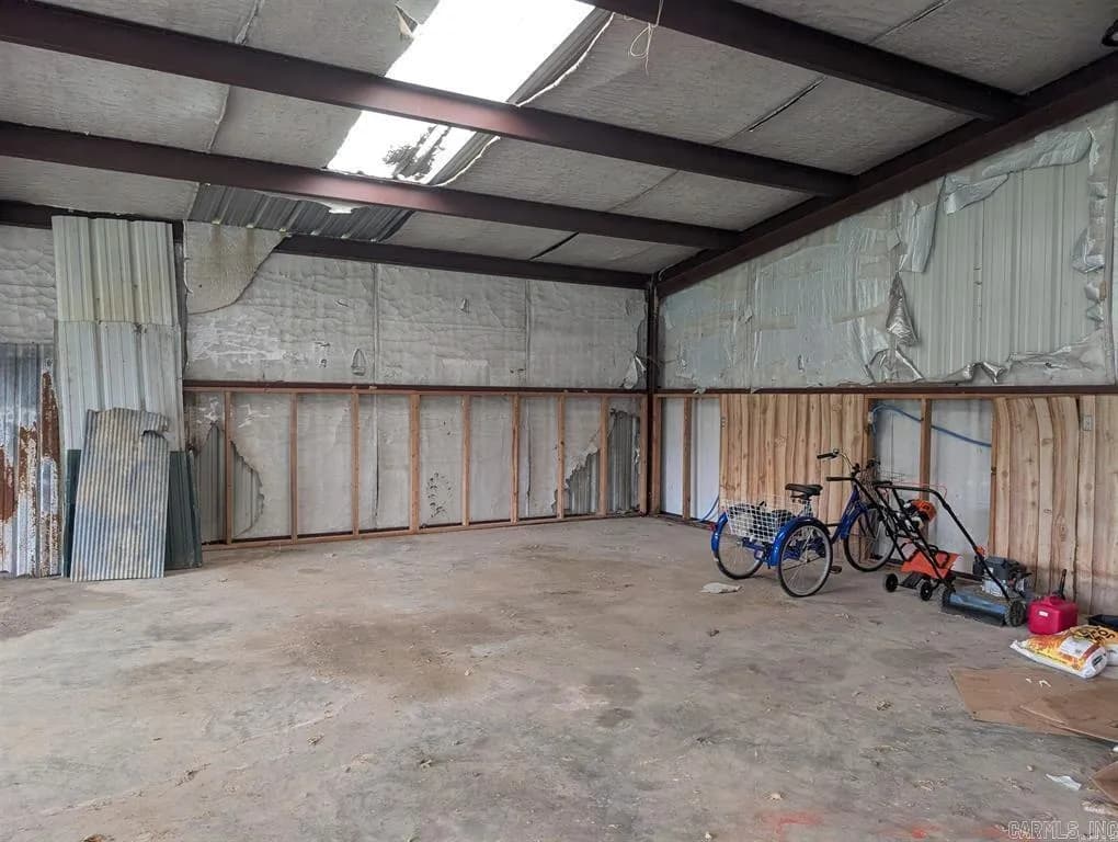 Property at 5910  Ramick - Image 24