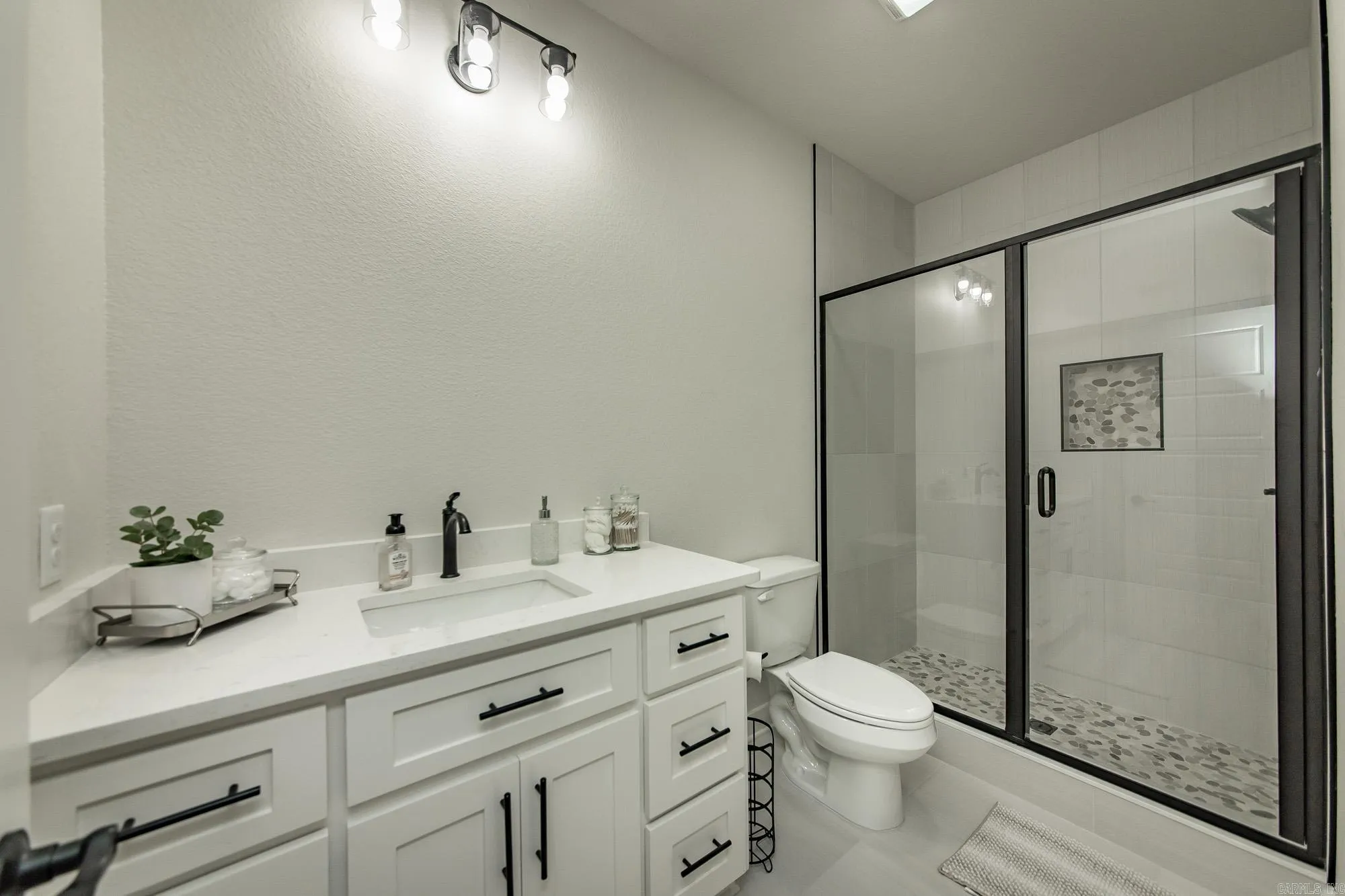 Property at 79  Hawks - Image 27