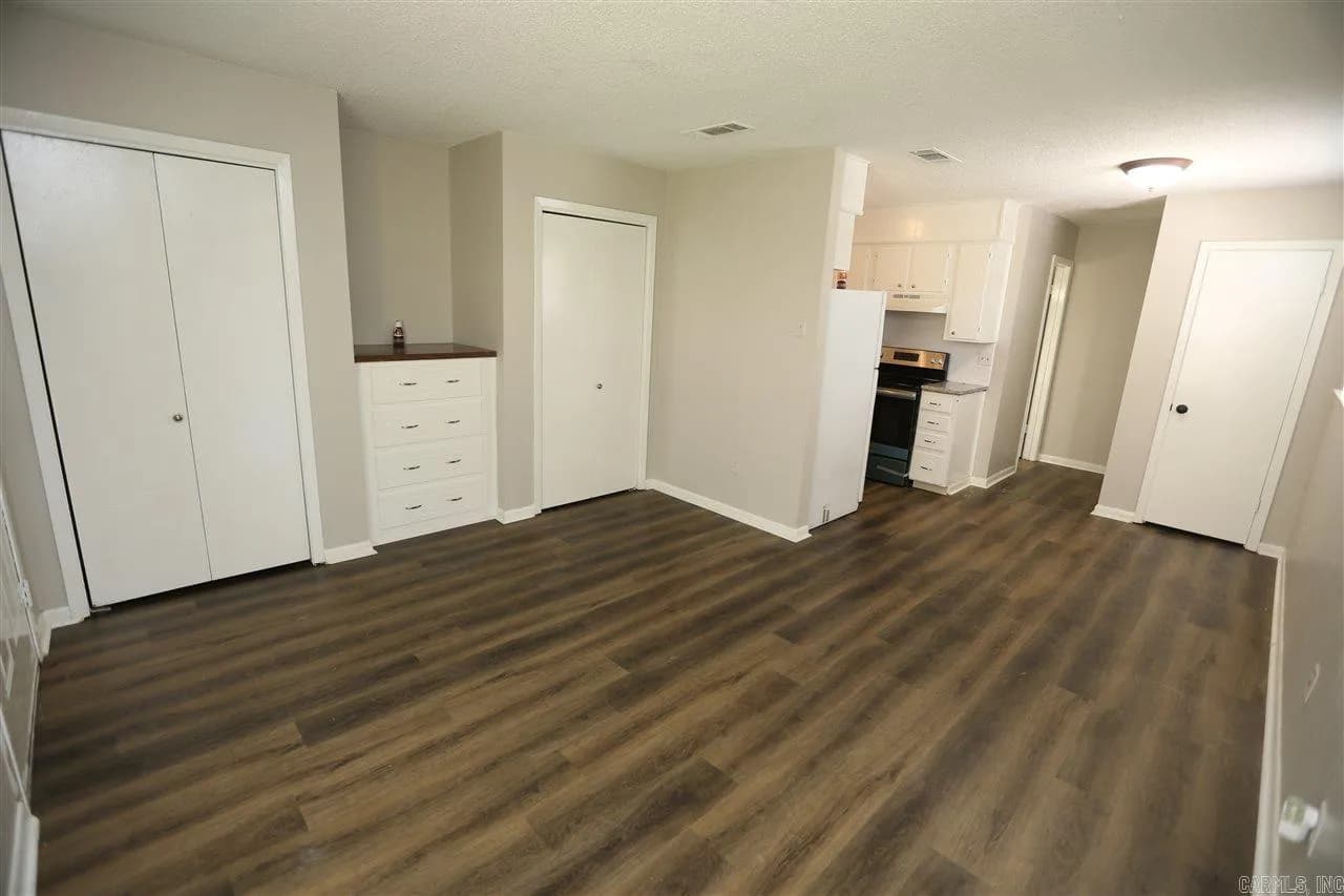 Property at 803 N Van buren   #2, 2 - Image 2