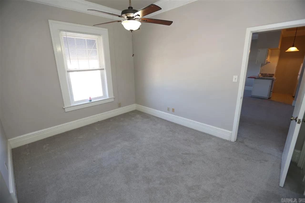 Property at 101  S. victory st. # 304 - Image 11