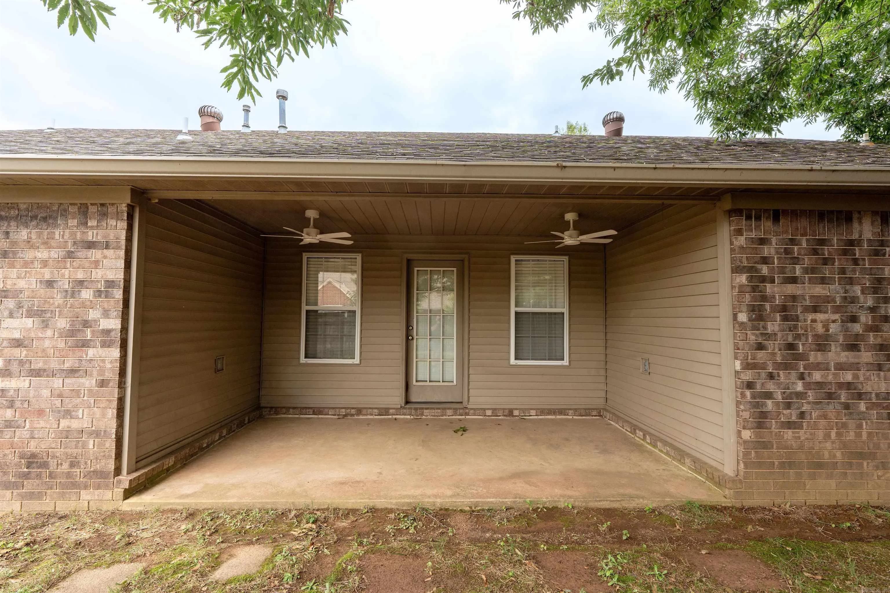 Property at 207  Crain - Image 40