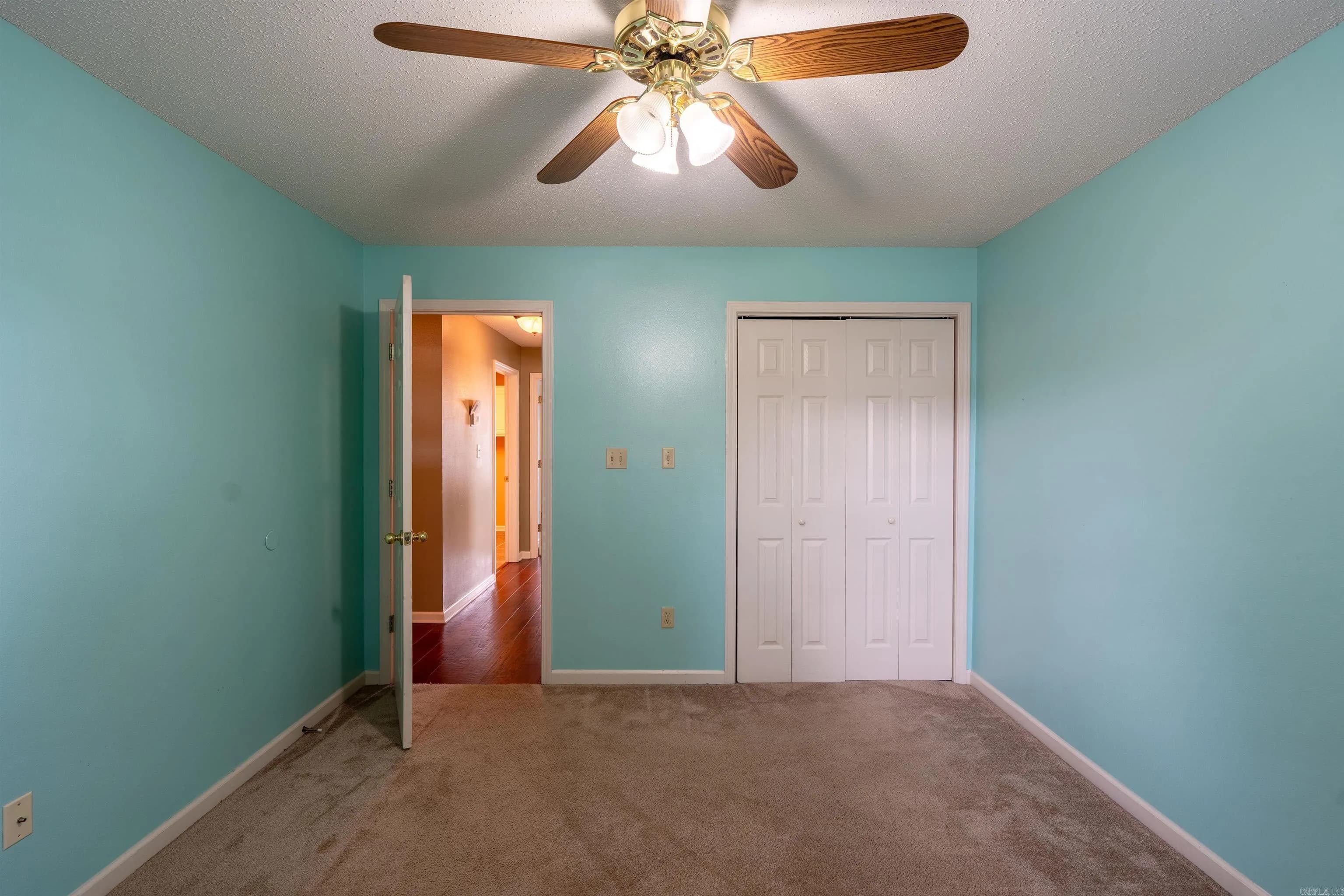 Property at 207  Crain - Image 29