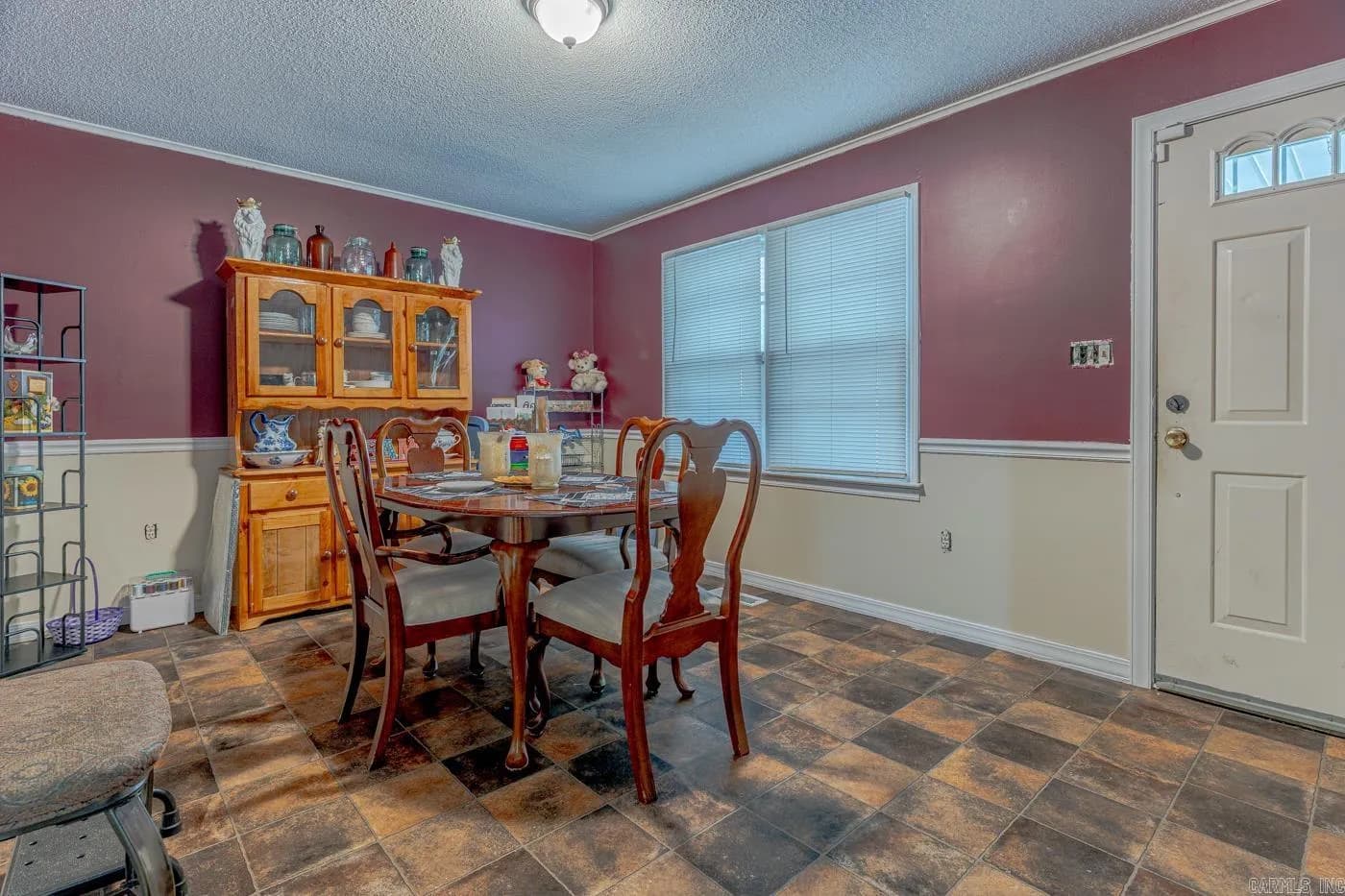 Property at 423  Laughrun - Image 15