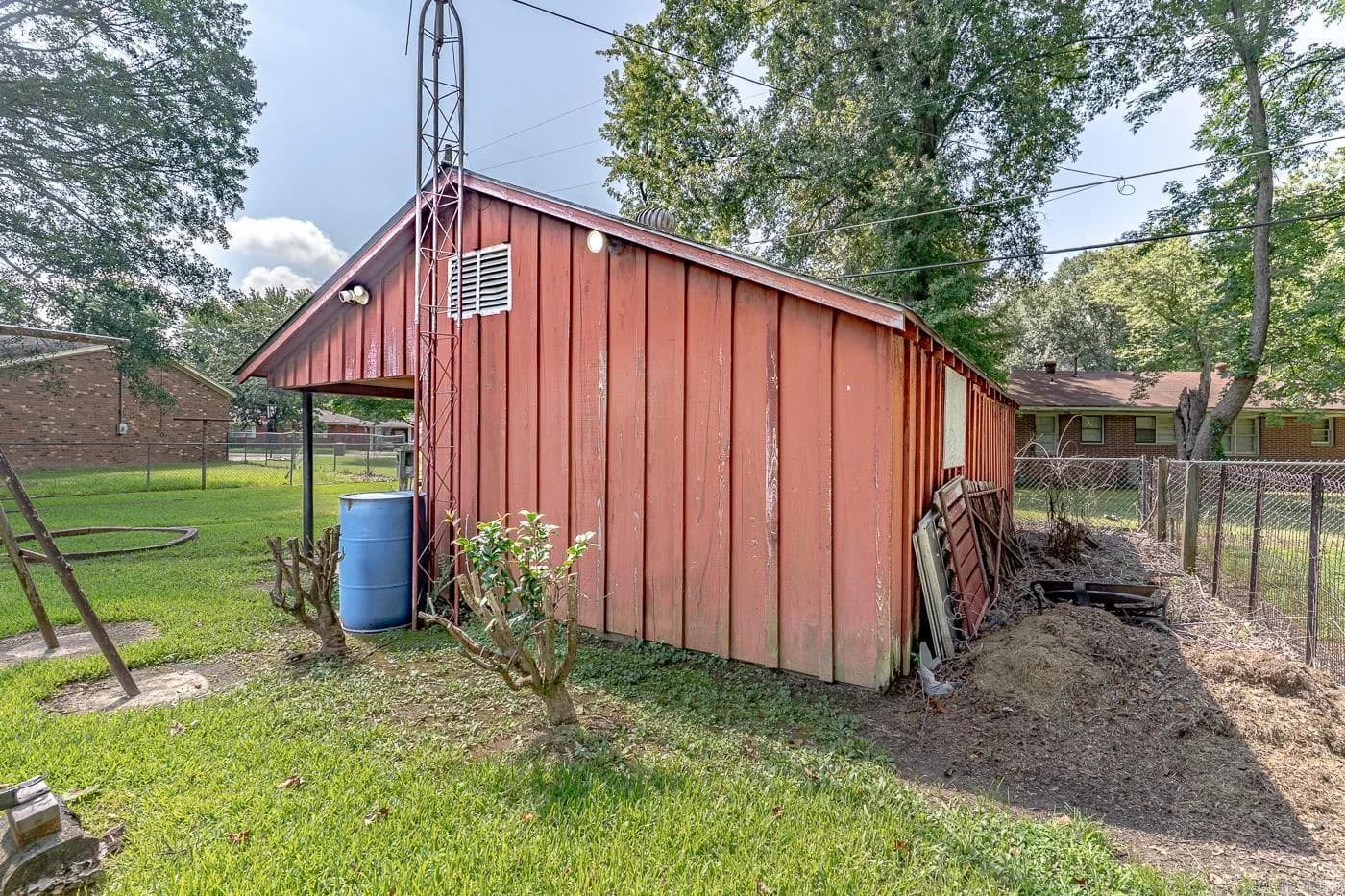 Property at 423  Laughrun - Image 31