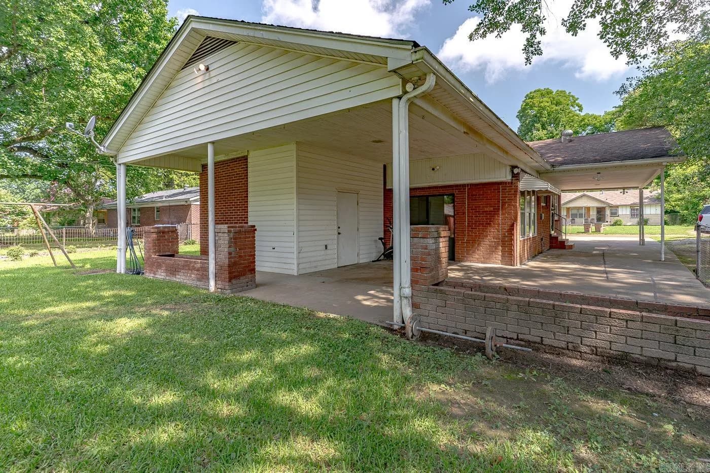 Property at 423  Laughrun - Image 29