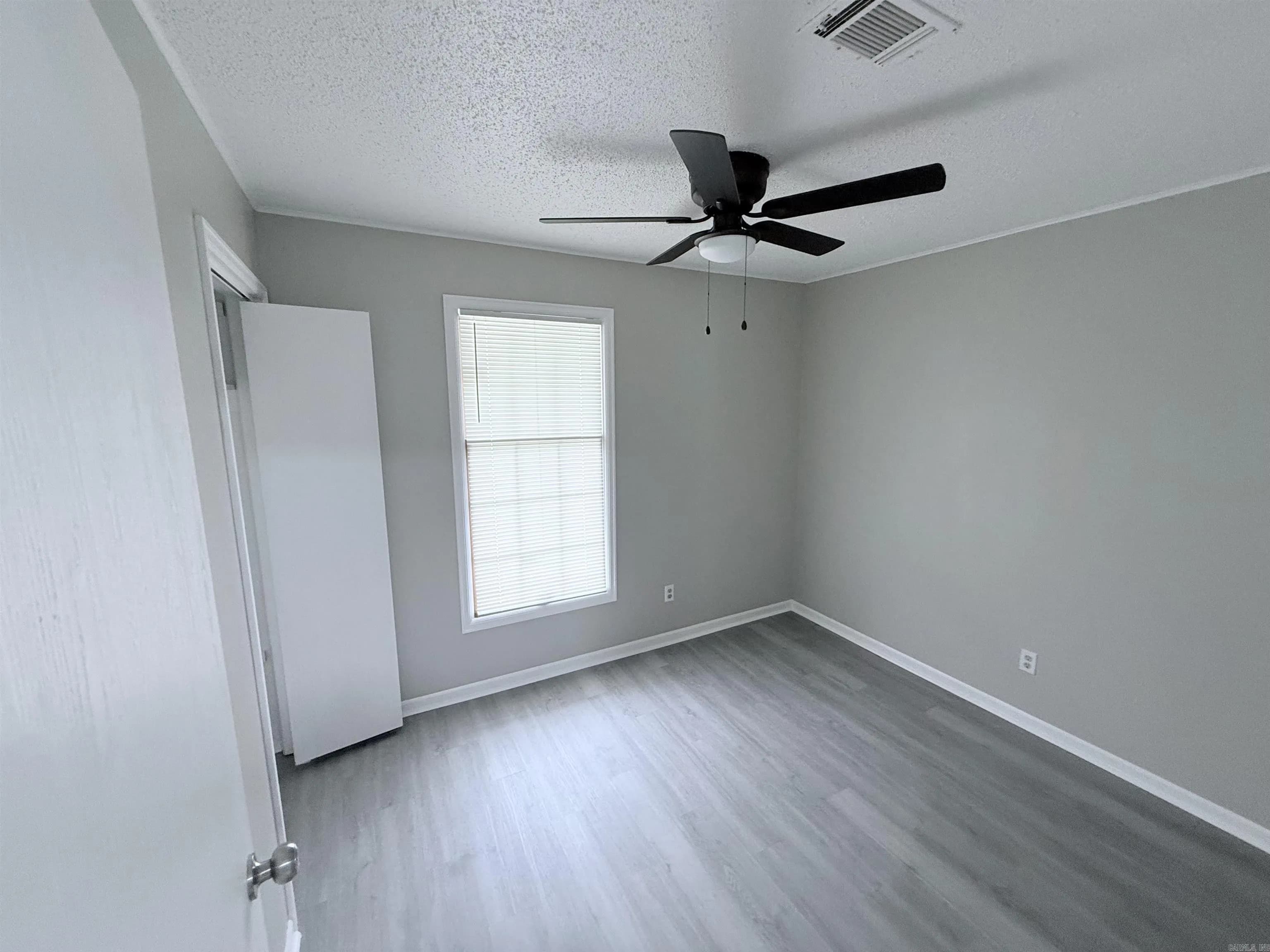 Property at 1913  Buffalo trl - Image 12