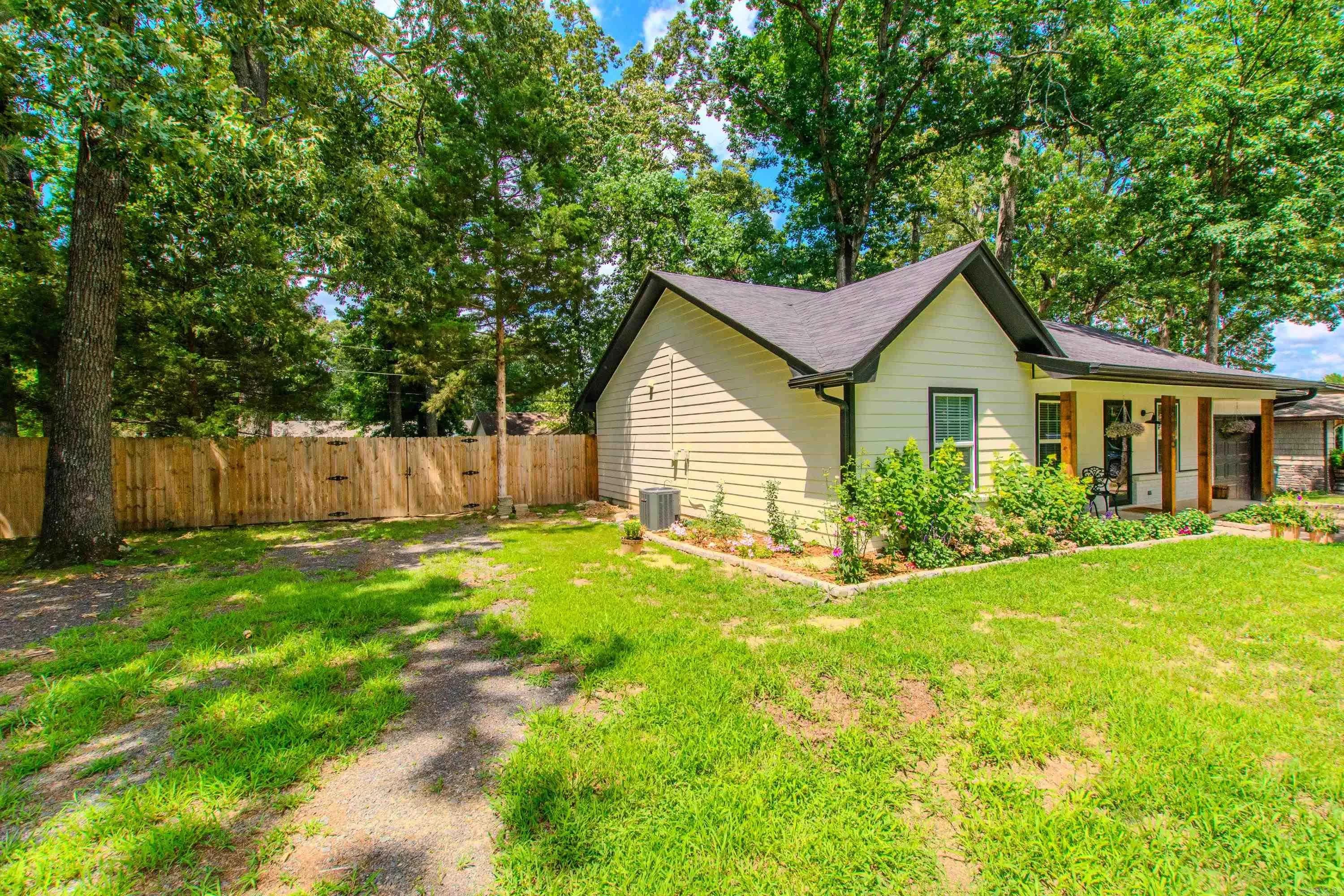 Property at 505  Calloway - Image 44