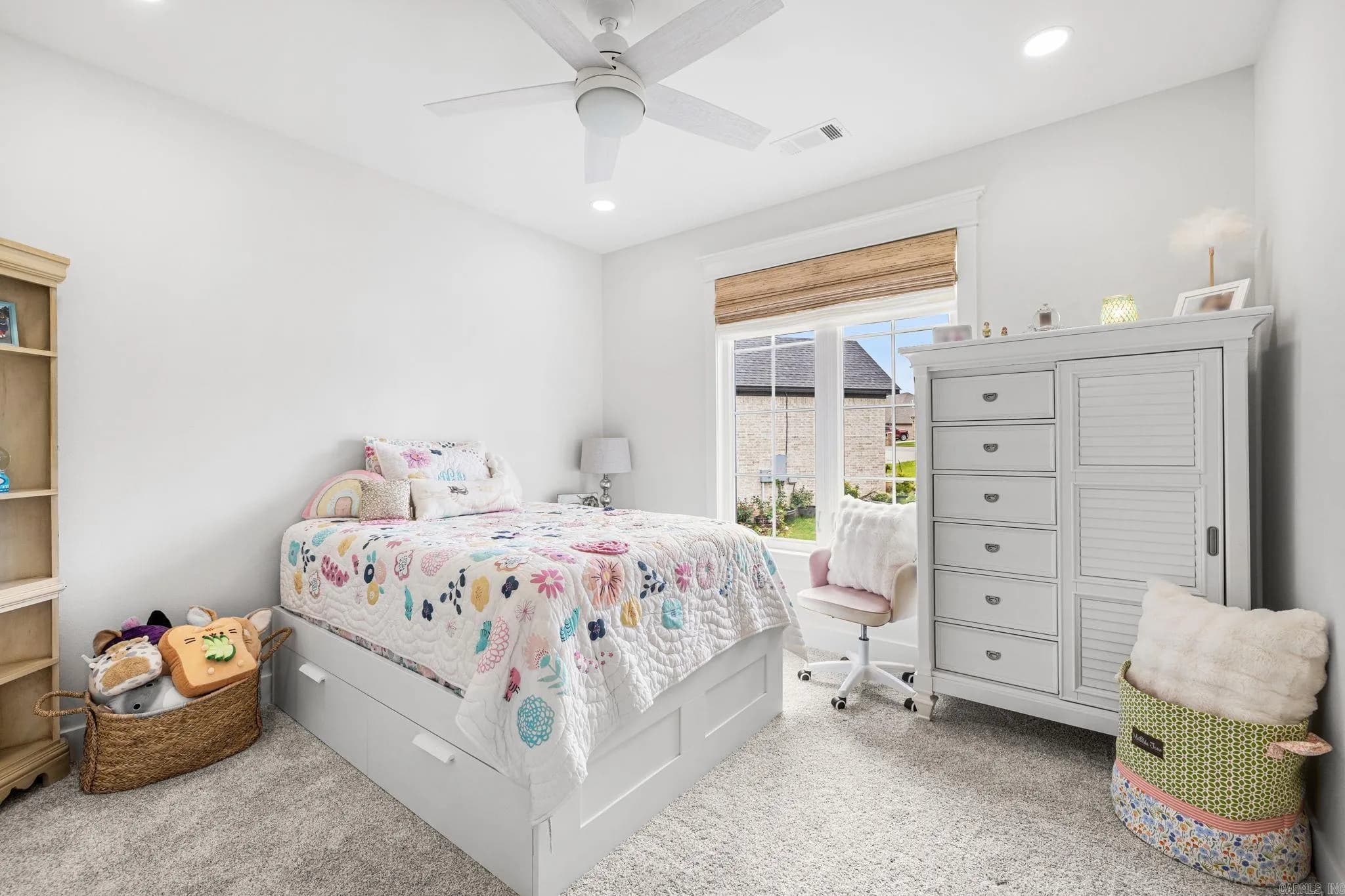 Property at 624  Feldspar - Image 24