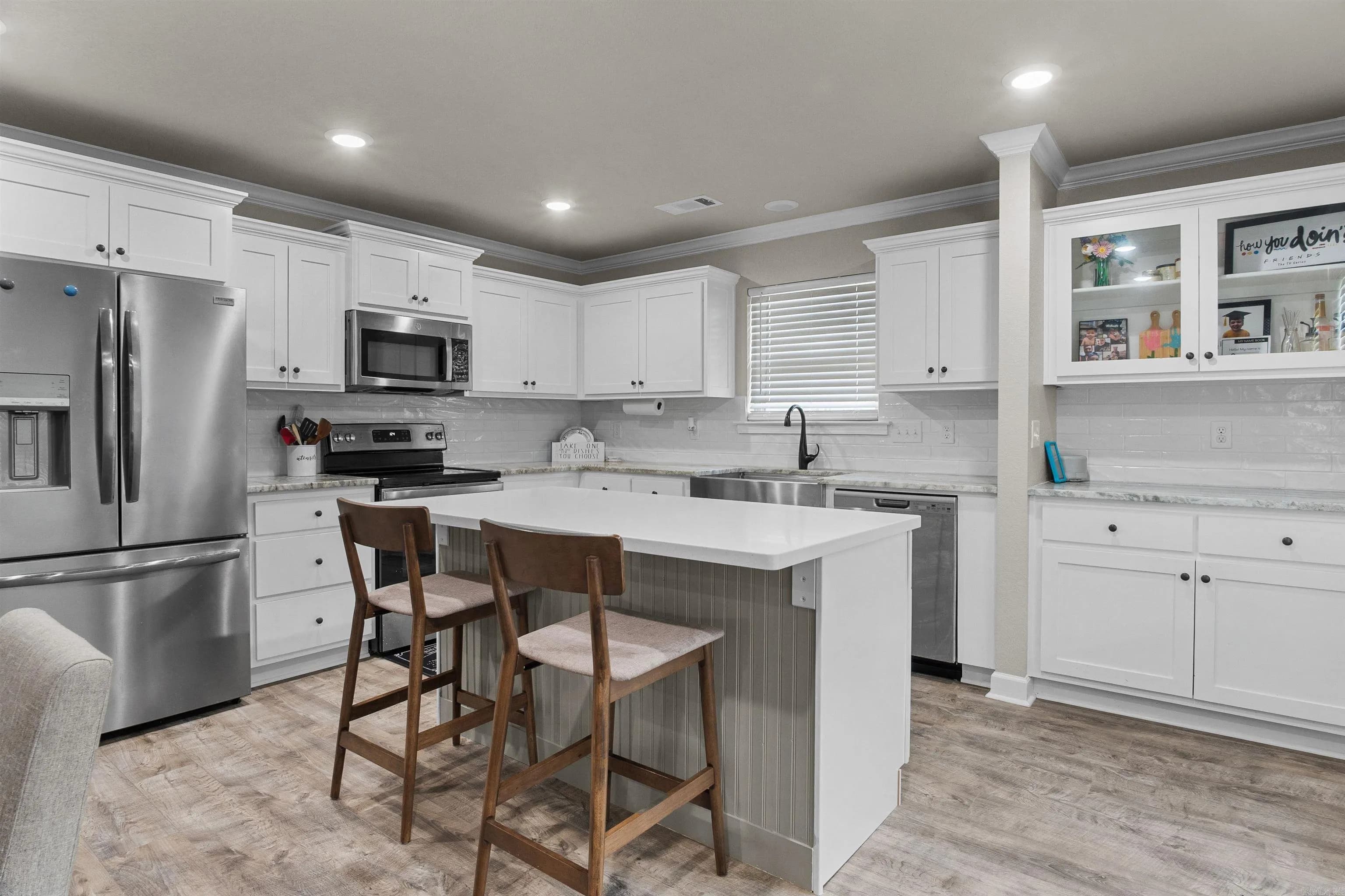 Property at 19  Arbor - Image 16