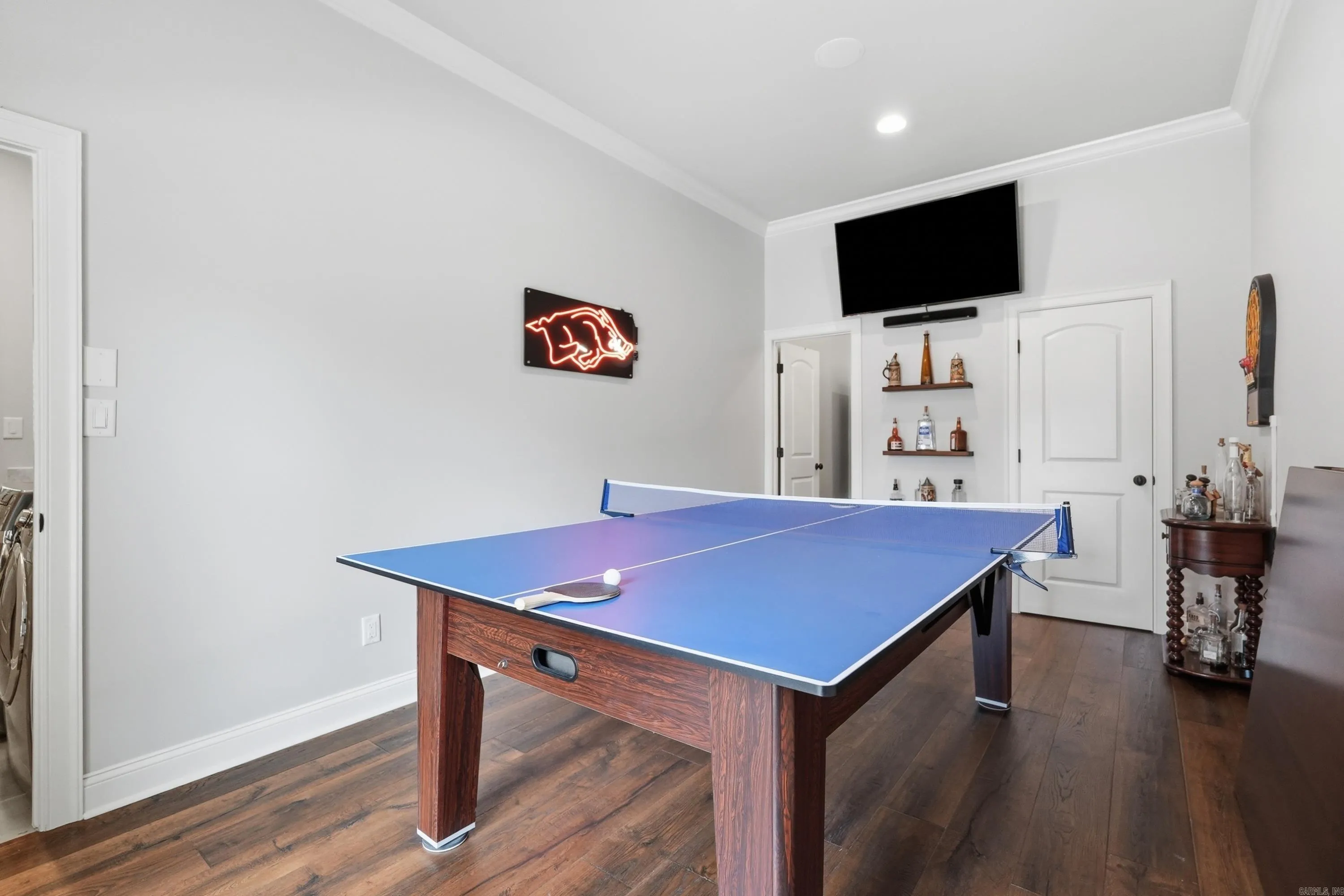 Property at 203  Ensbury - Image 34