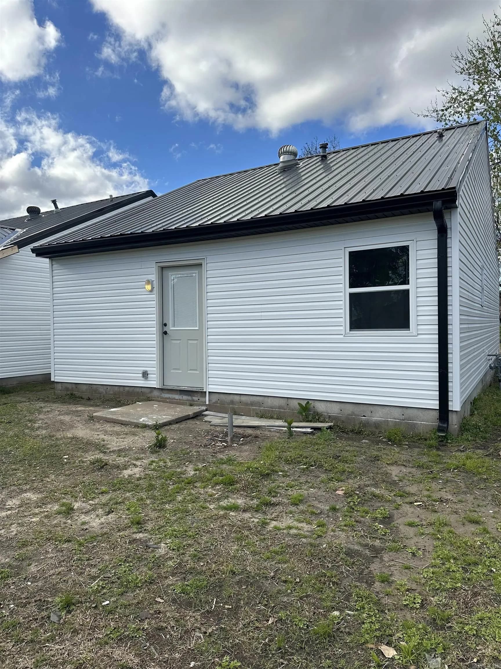 Property at 125  Mallard cove - Image 12