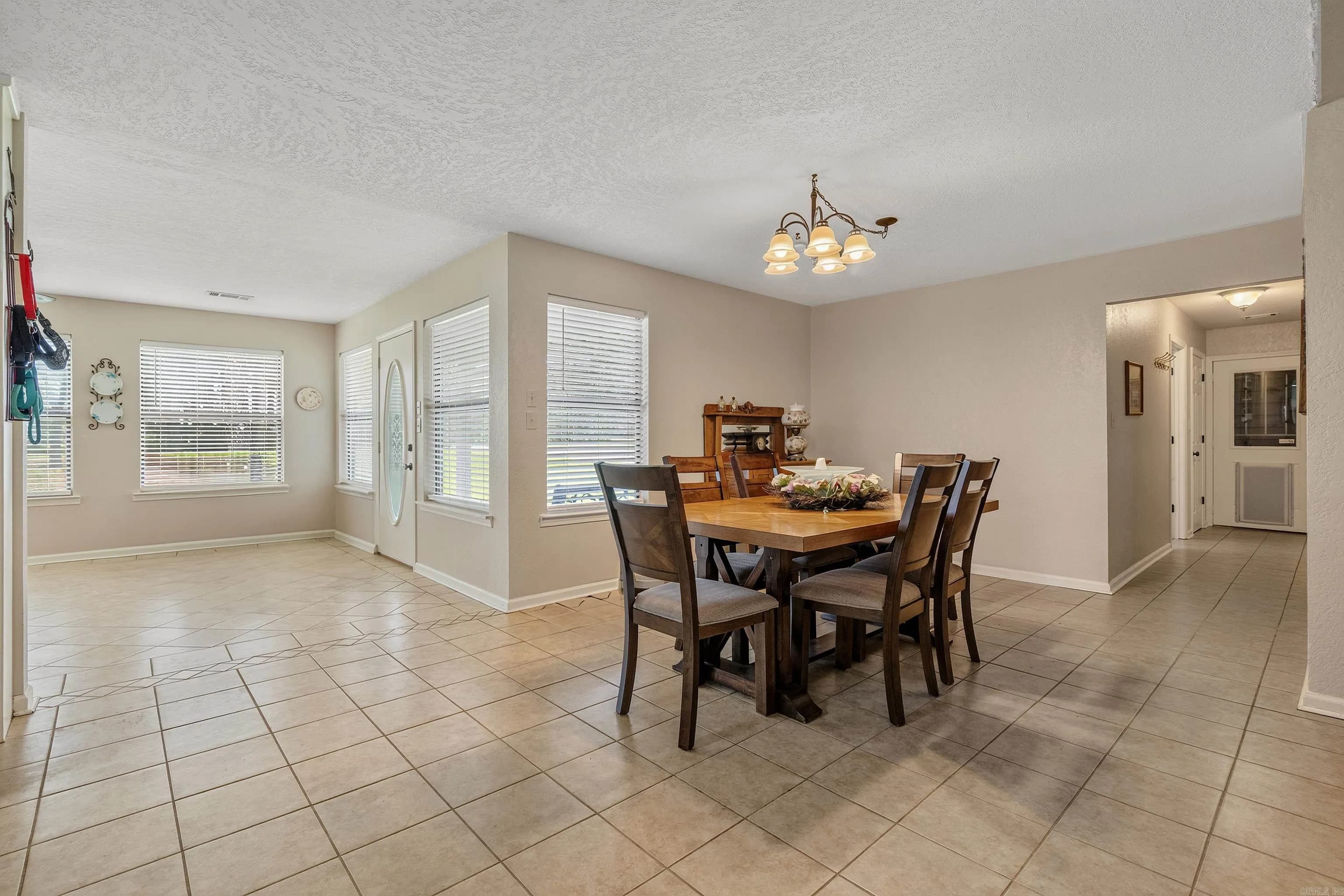 Property at 290  Mountain view - Image 13