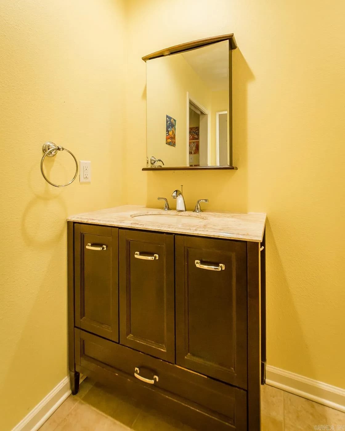 Property at 8  Cross - Image 39