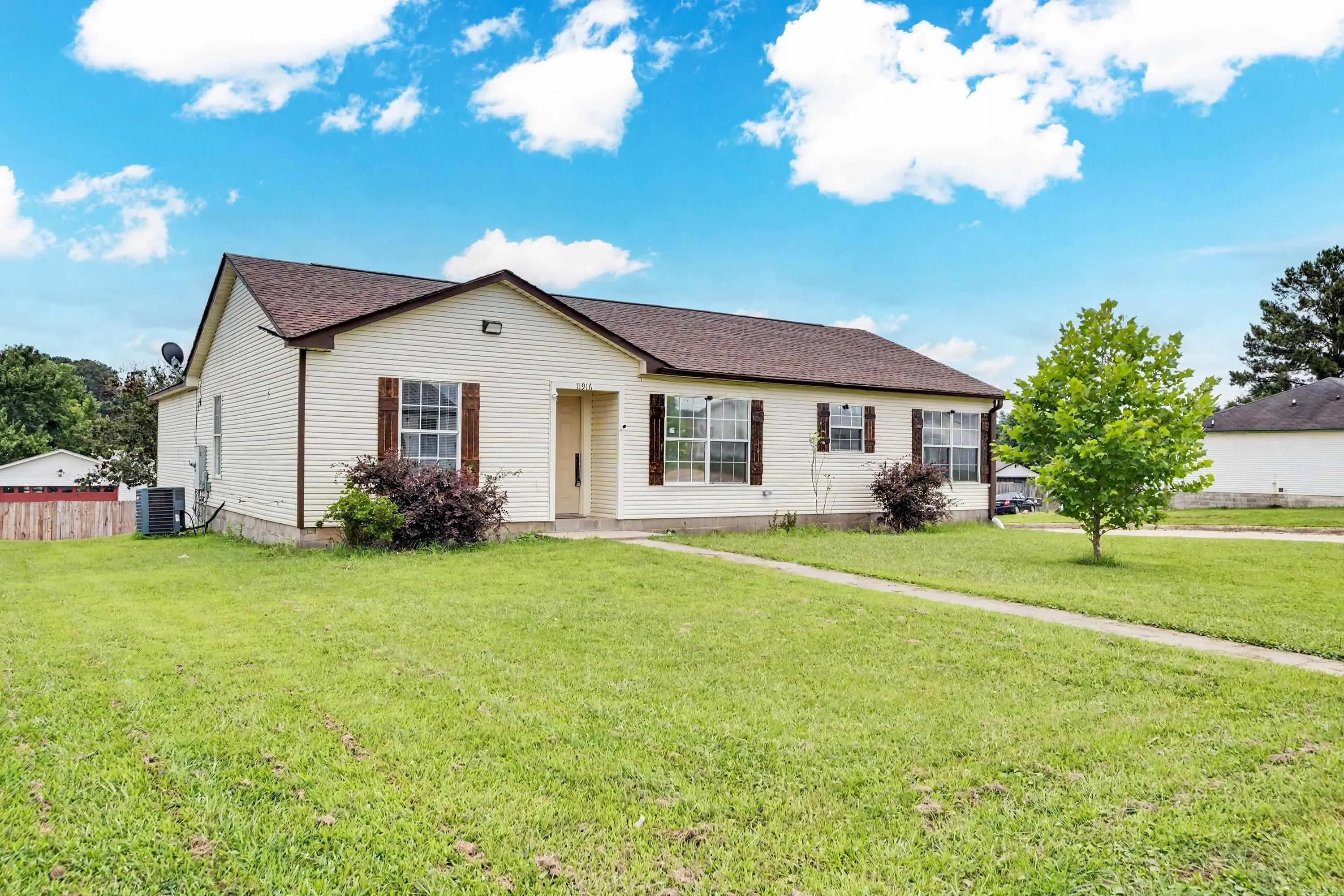 Property at 11916  Krestridge dr - Image 2