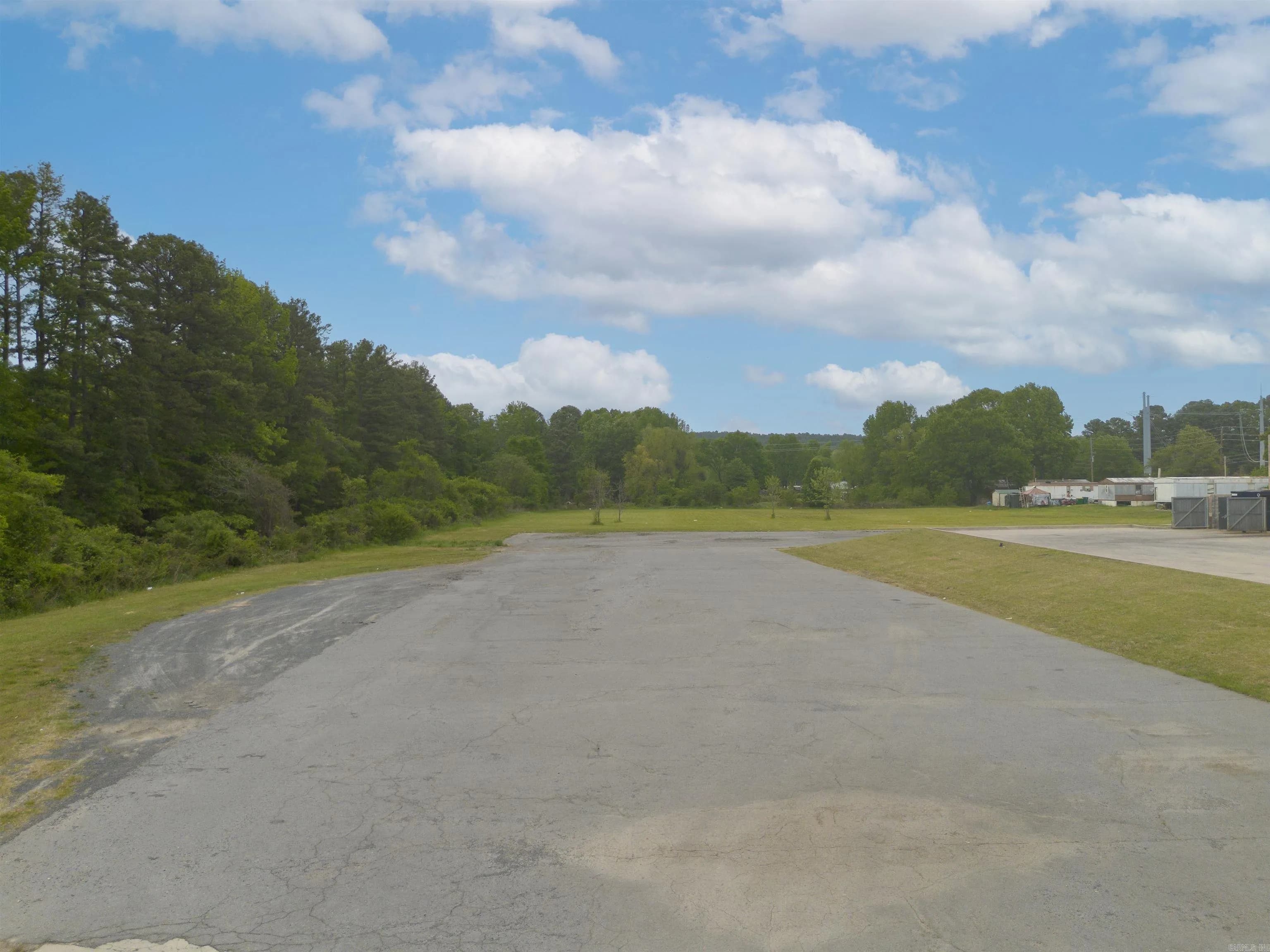 Property at 21600 N Highway 365 - Image 7