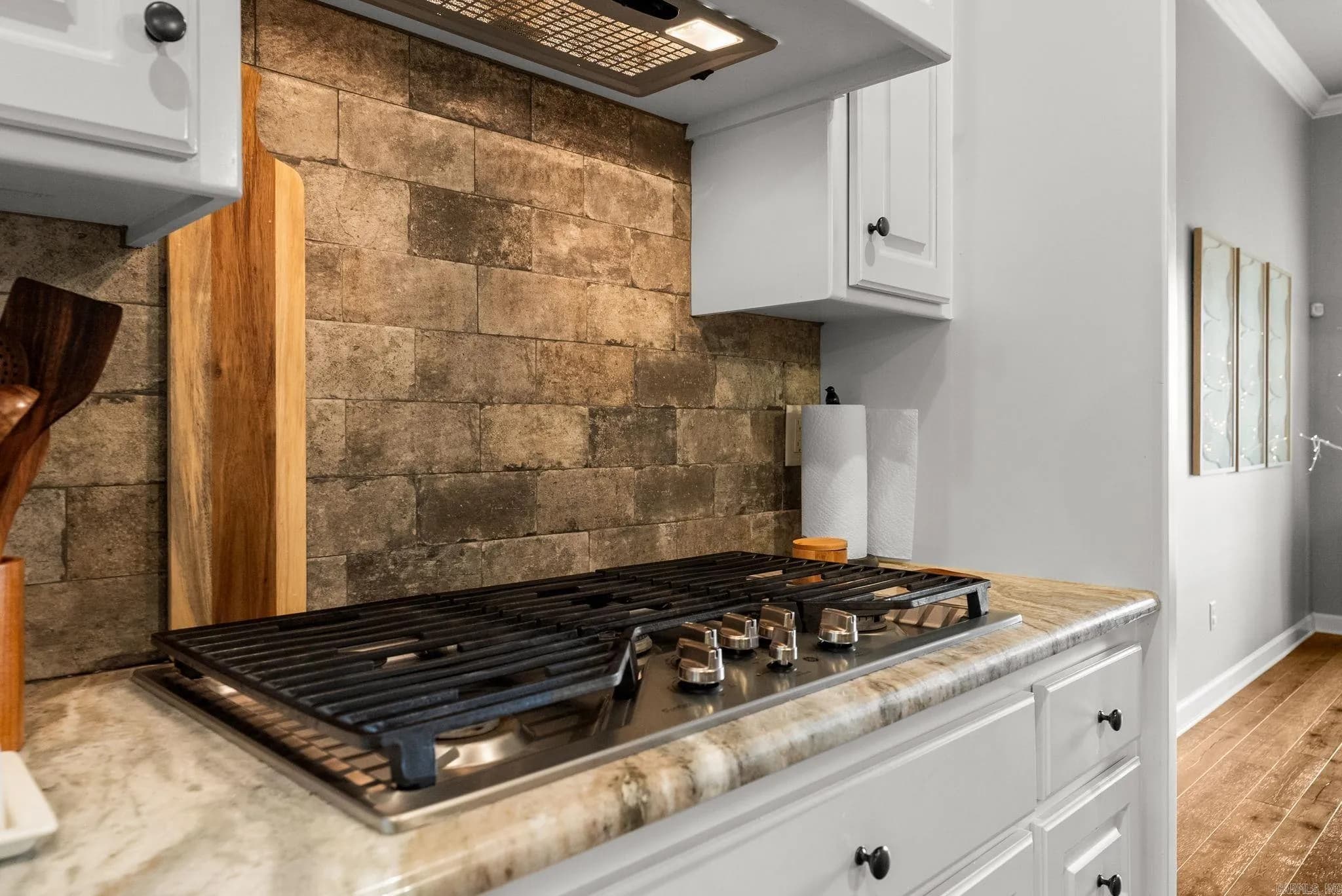 Property at 101  Eagle ridge - Image 7