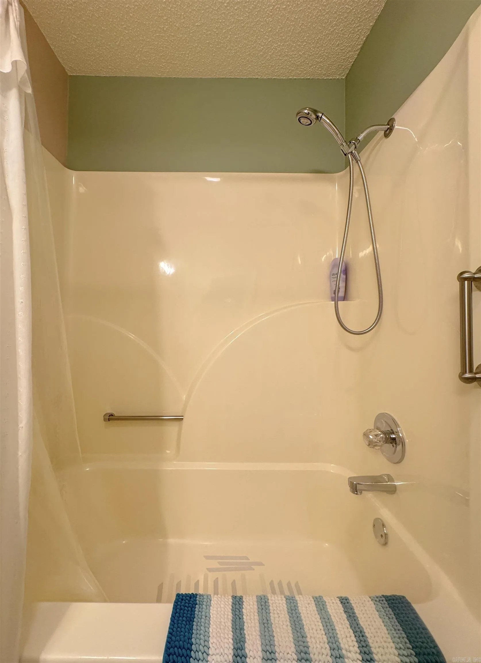 Property at 19  Rollo - Image 38
