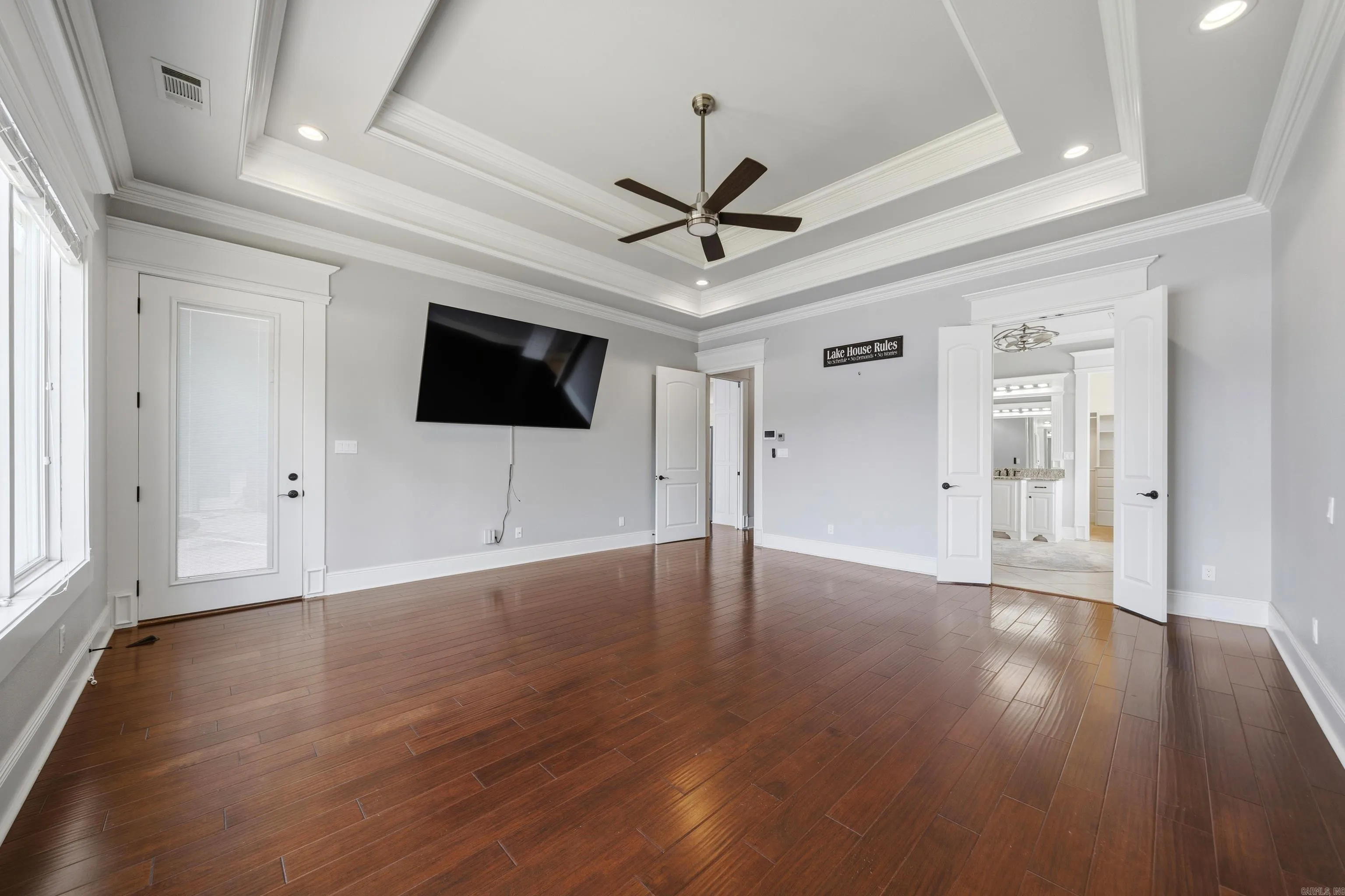 Property at 225  Sparling - Image 18