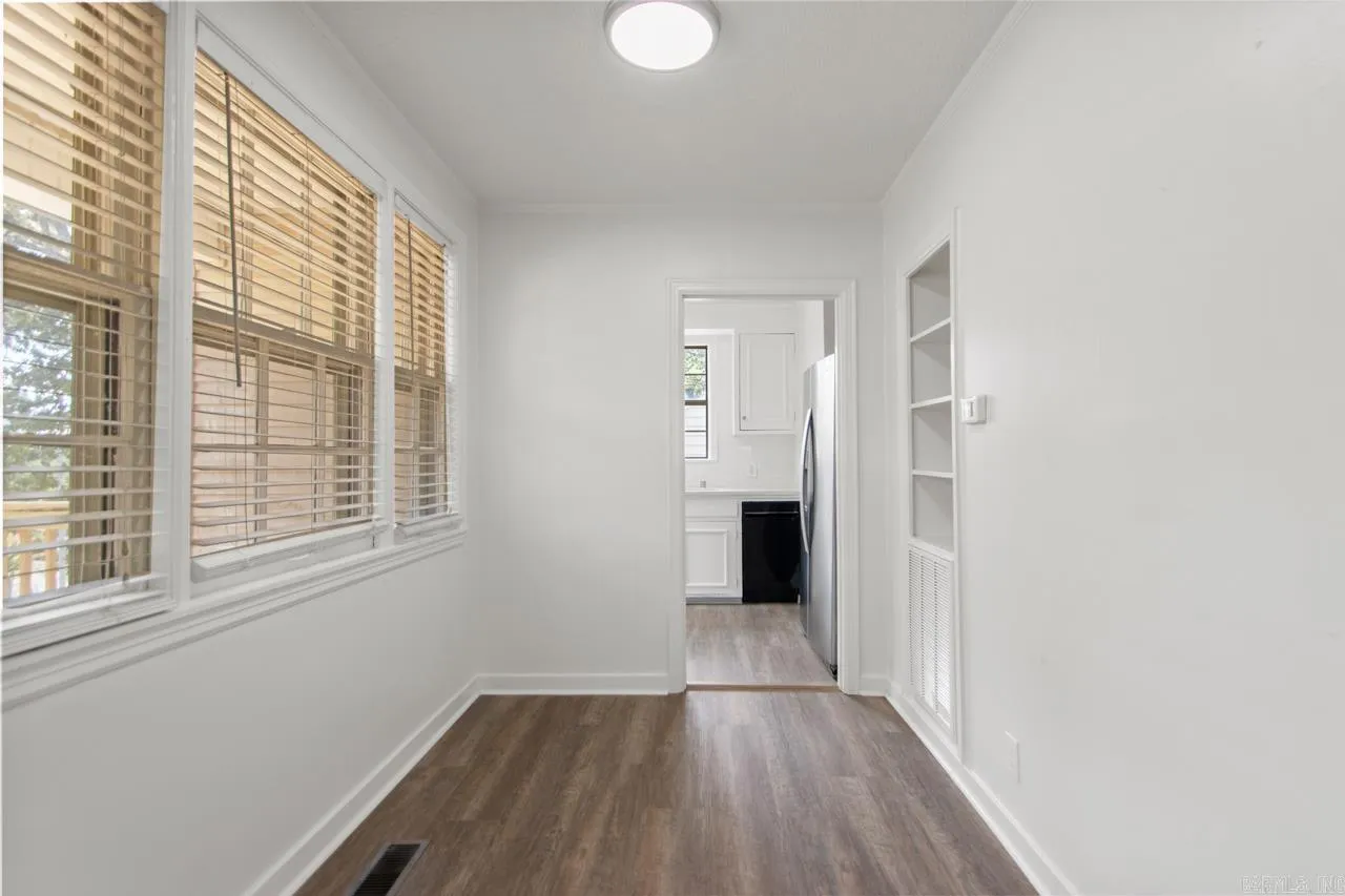 Property at 6712  Longwood - Image 13