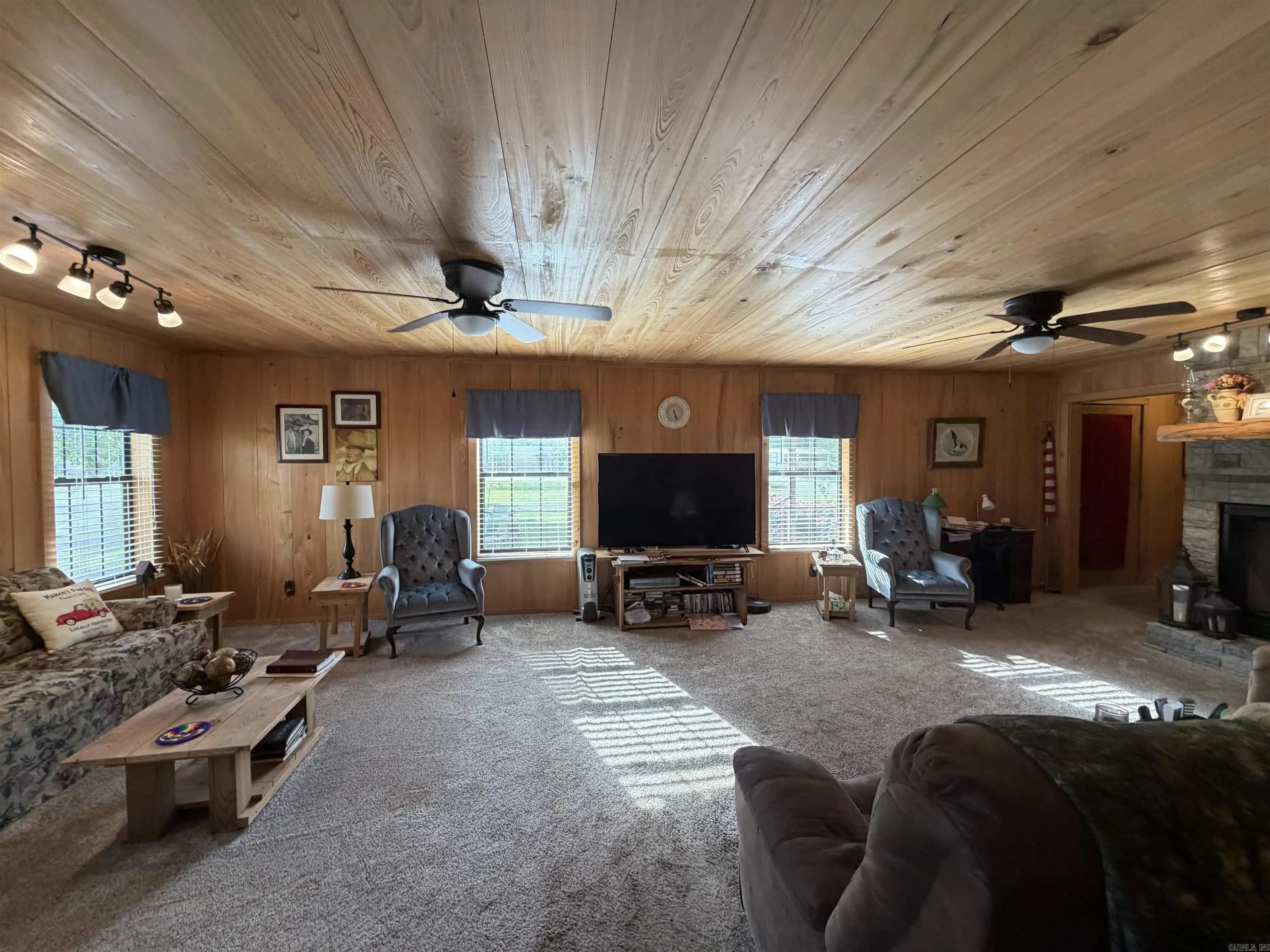 Property at 498  Wood - Image 4