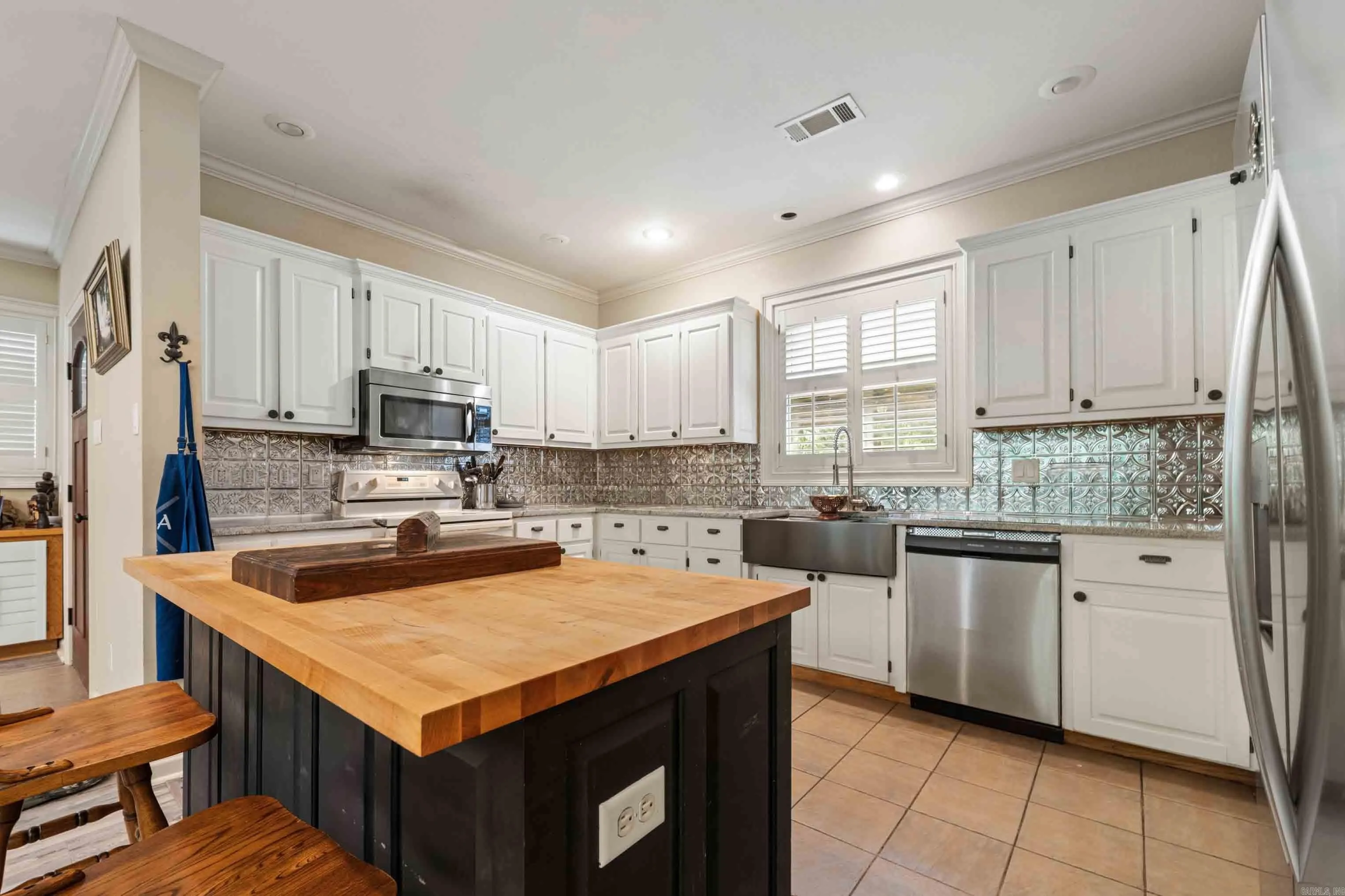Property at 2312  Riverbend rd. - Image 12