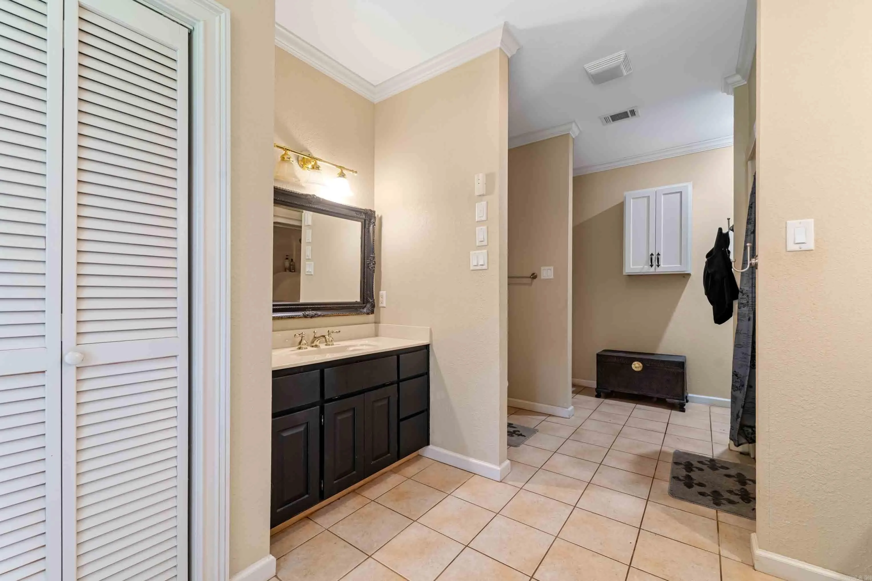 Property at 2312  Riverbend rd. - Image 26