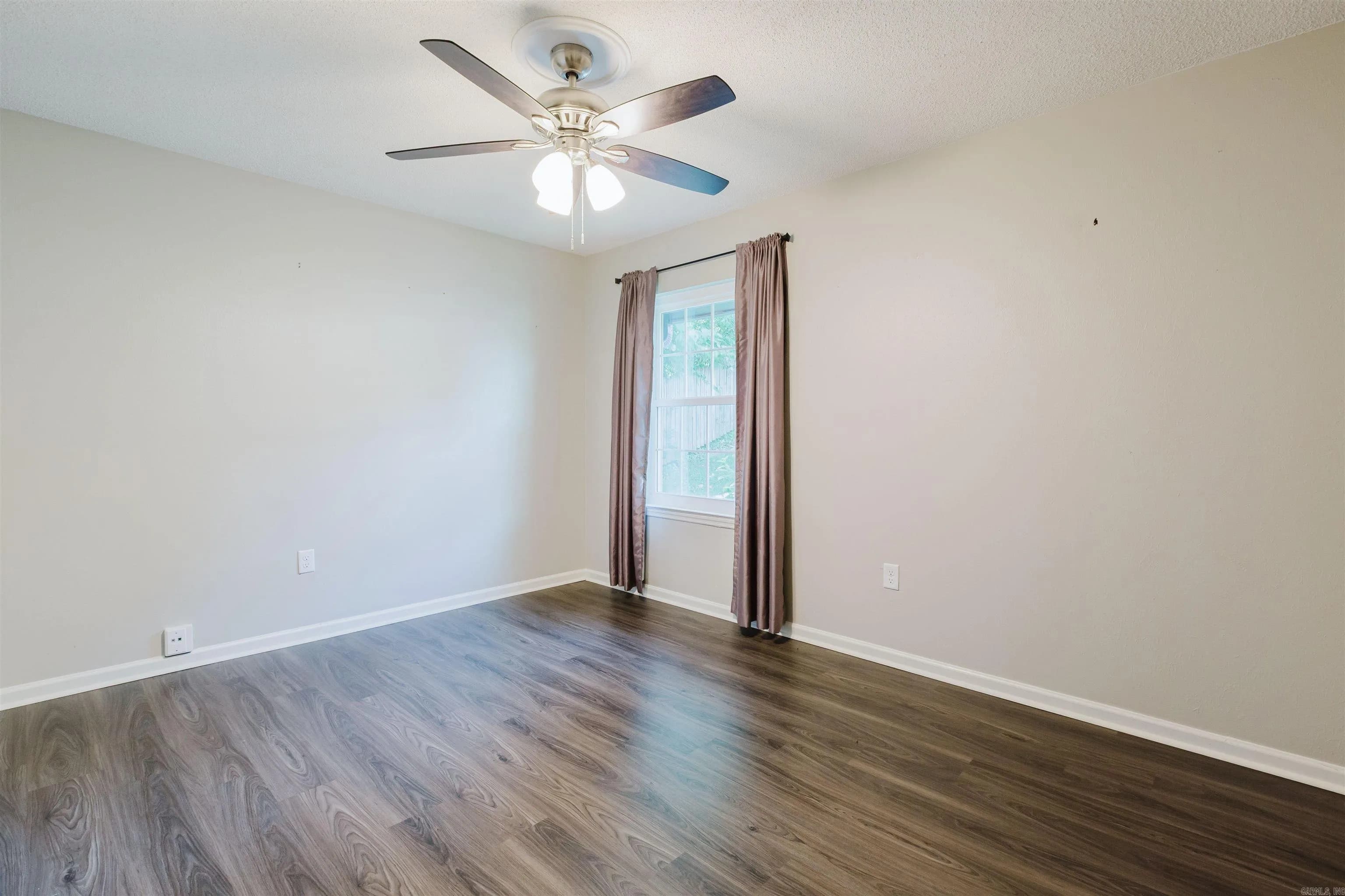 Property at 5517  Mcmurtrey - Image 32