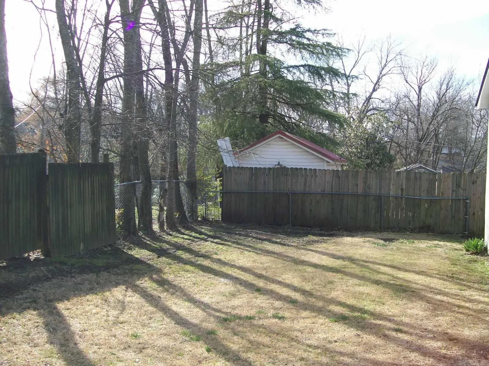 Property at 107  Noxon - Image 23