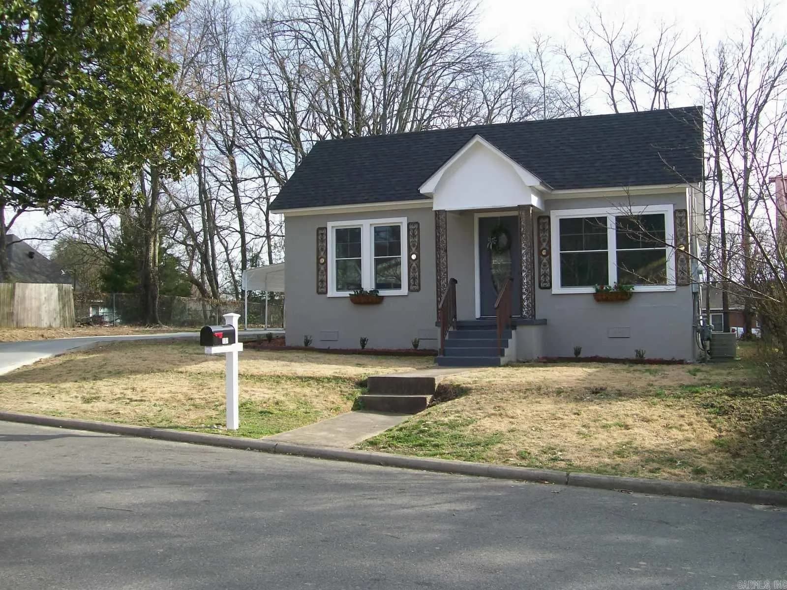 Property at 107  Noxon - Image 1