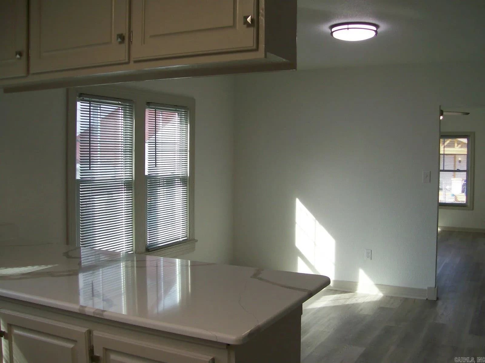 Property at 107  Noxon - Image 21