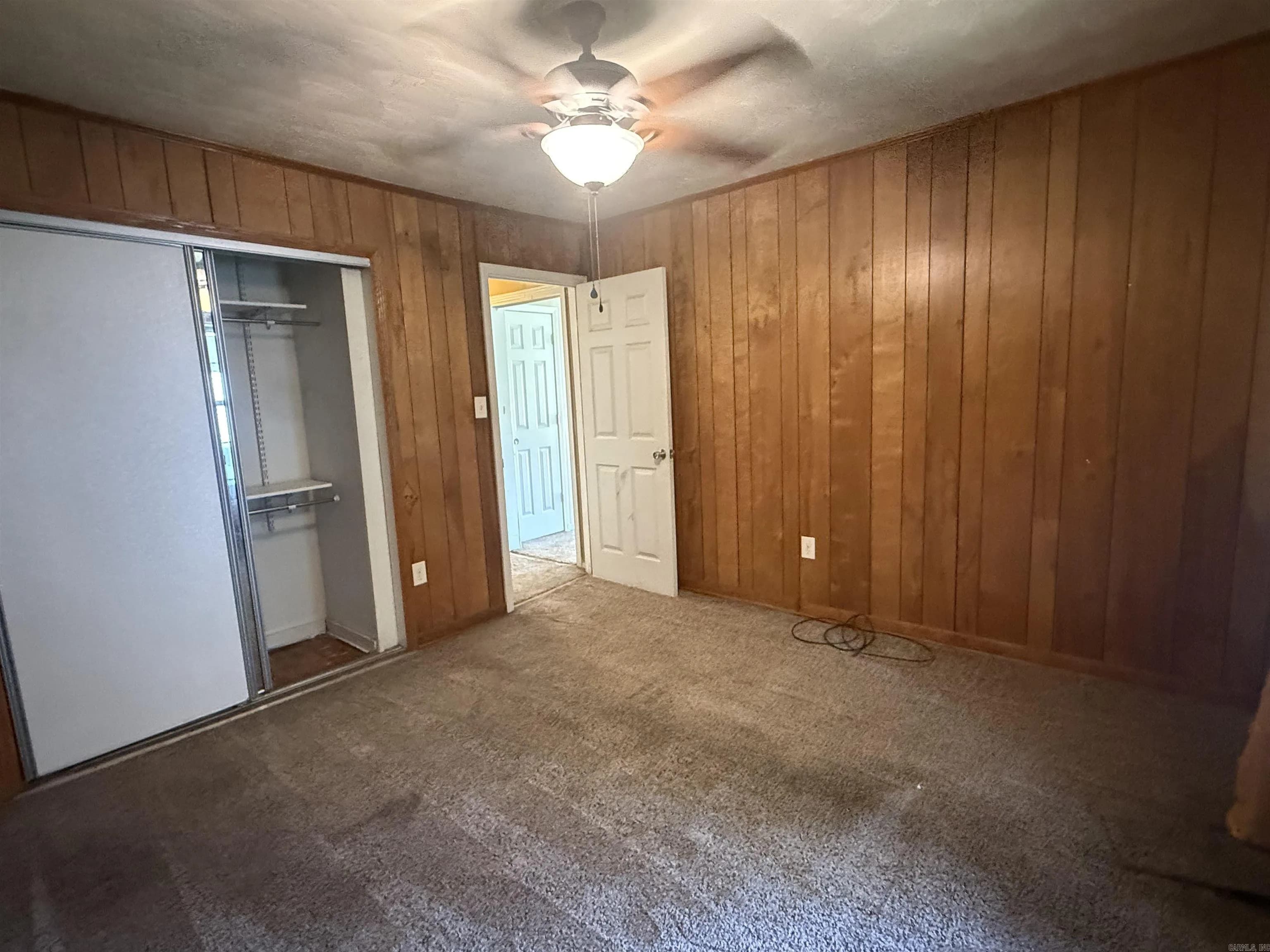 Property at 505 W Park - Image 9