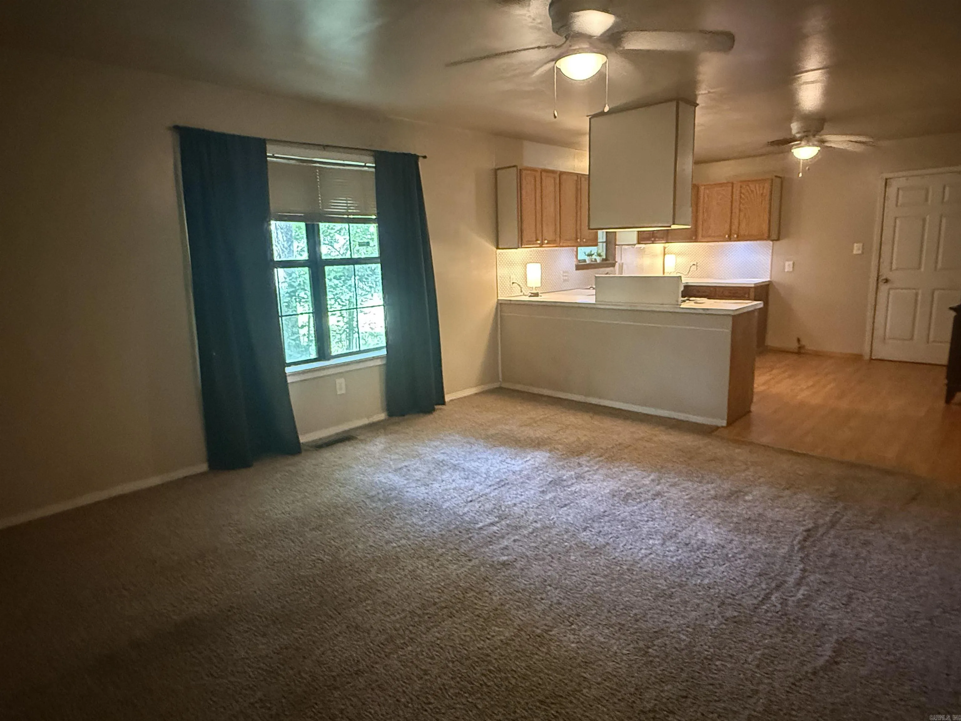 Property at 505 W Park - Image 21