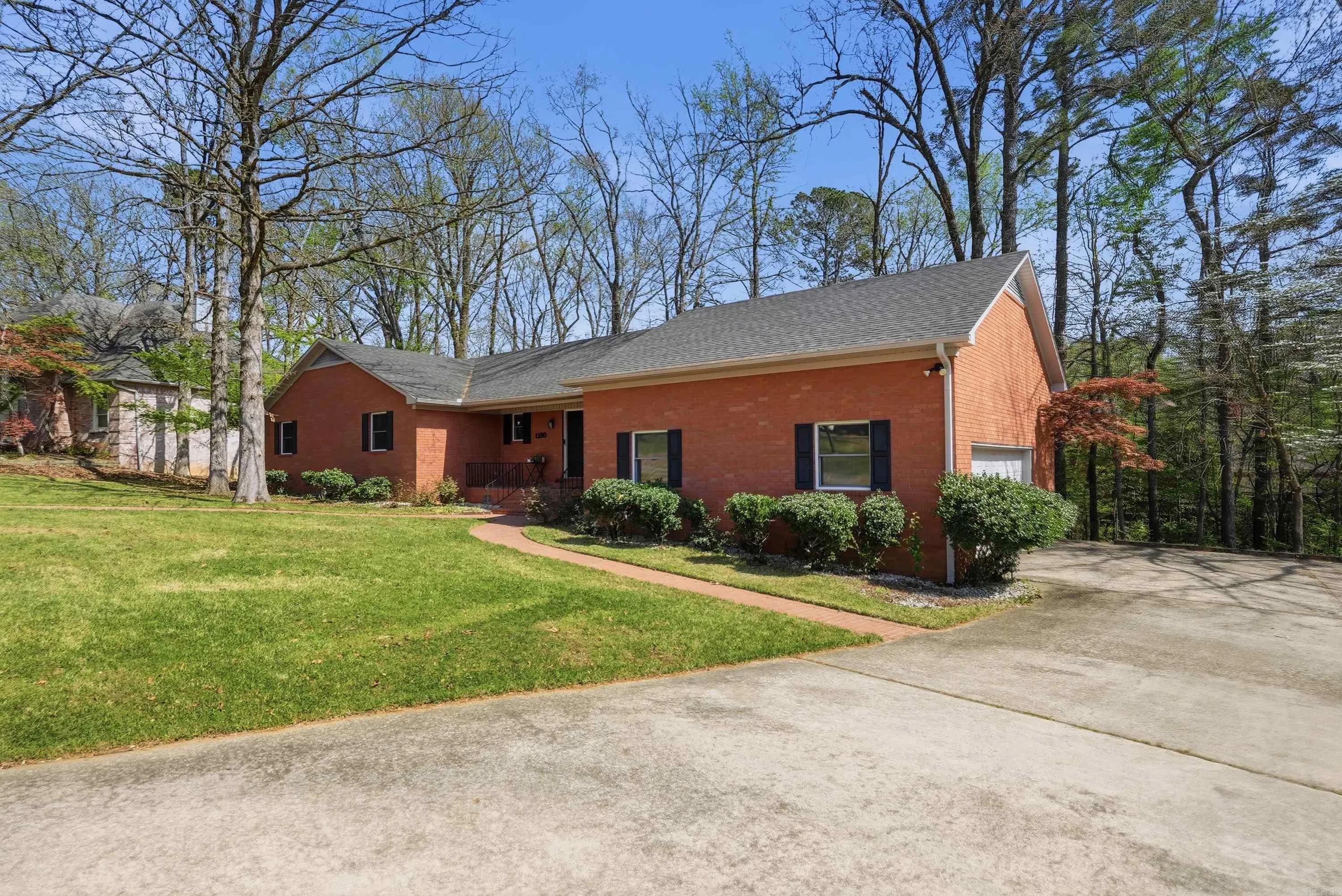 Property at 1190  Cambridge - Image 42