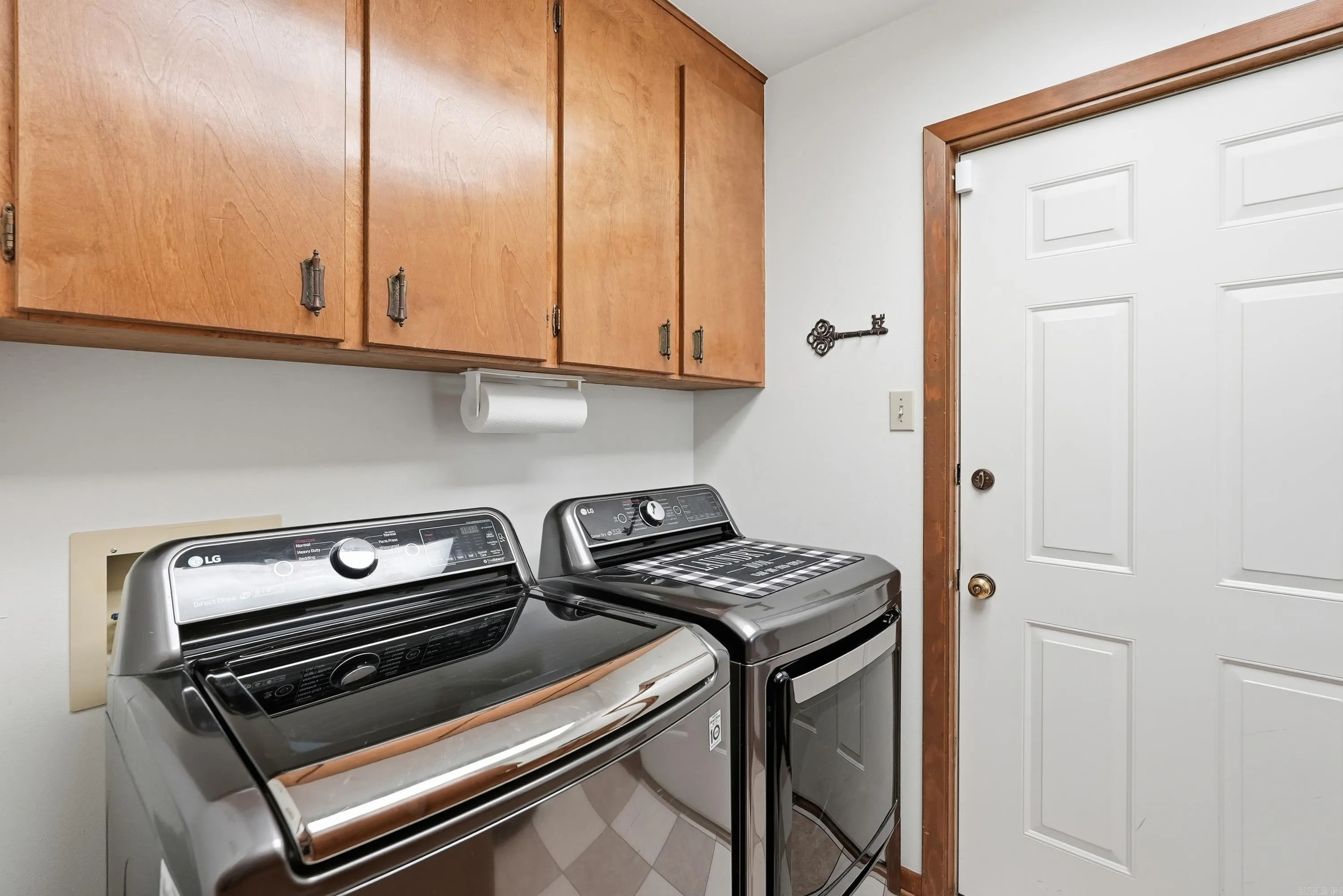 Property at 1190  Cambridge - Image 40