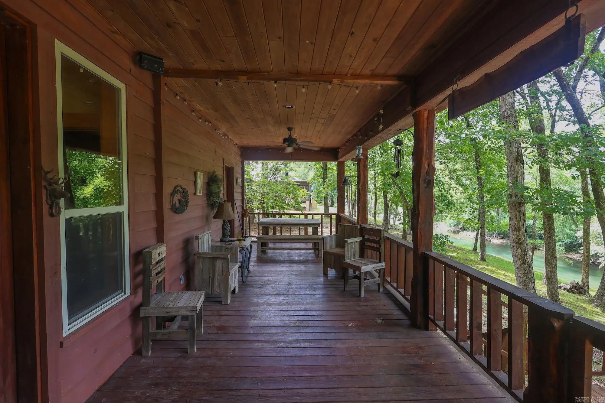 Property at 1020  Vaughn - Image 5