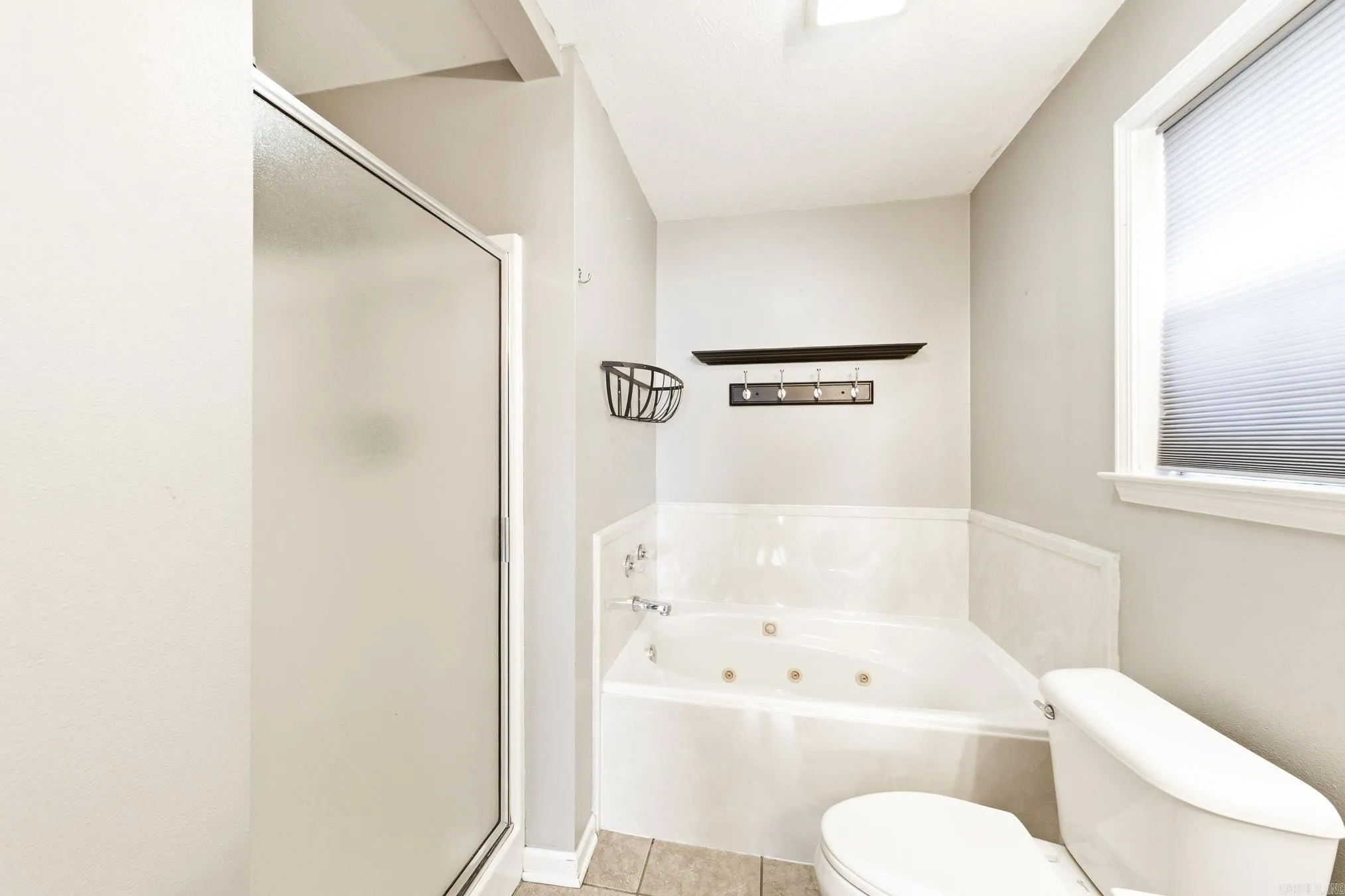 Property at 7  Moonlight - Image 24