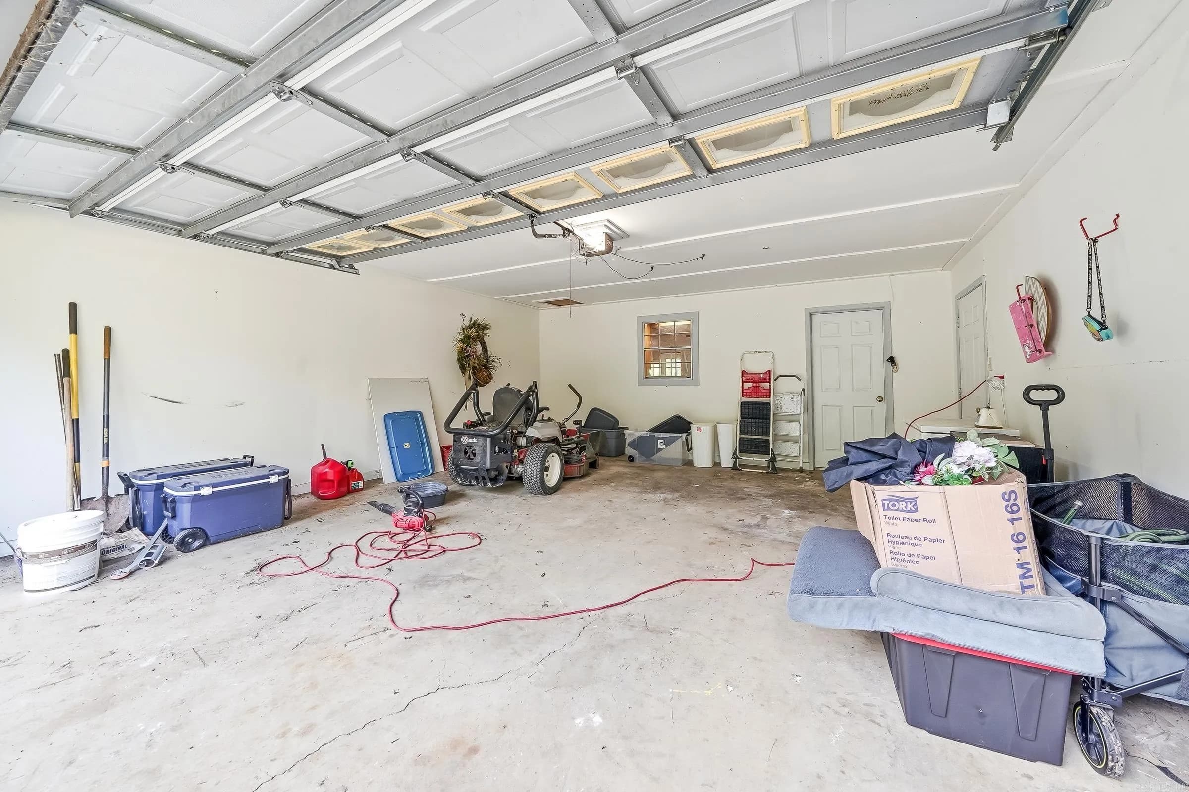 Property at 111  Angel walk ln - Image 24