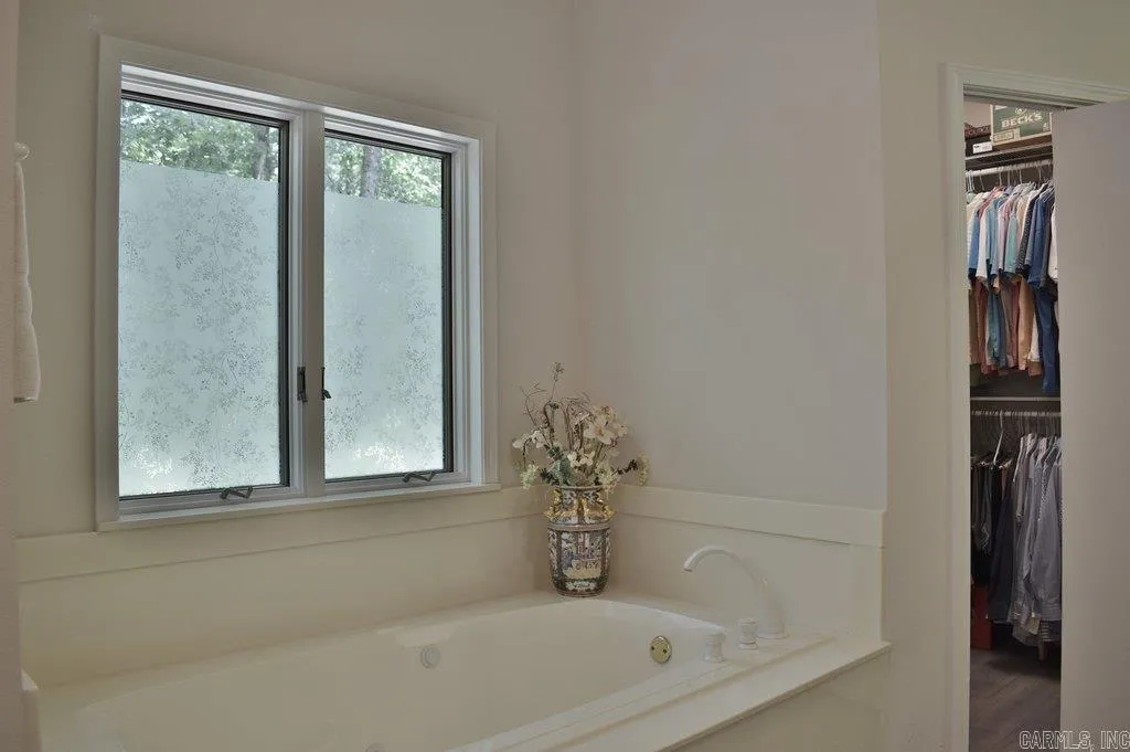 Property at 97  Mansilla - Image 27