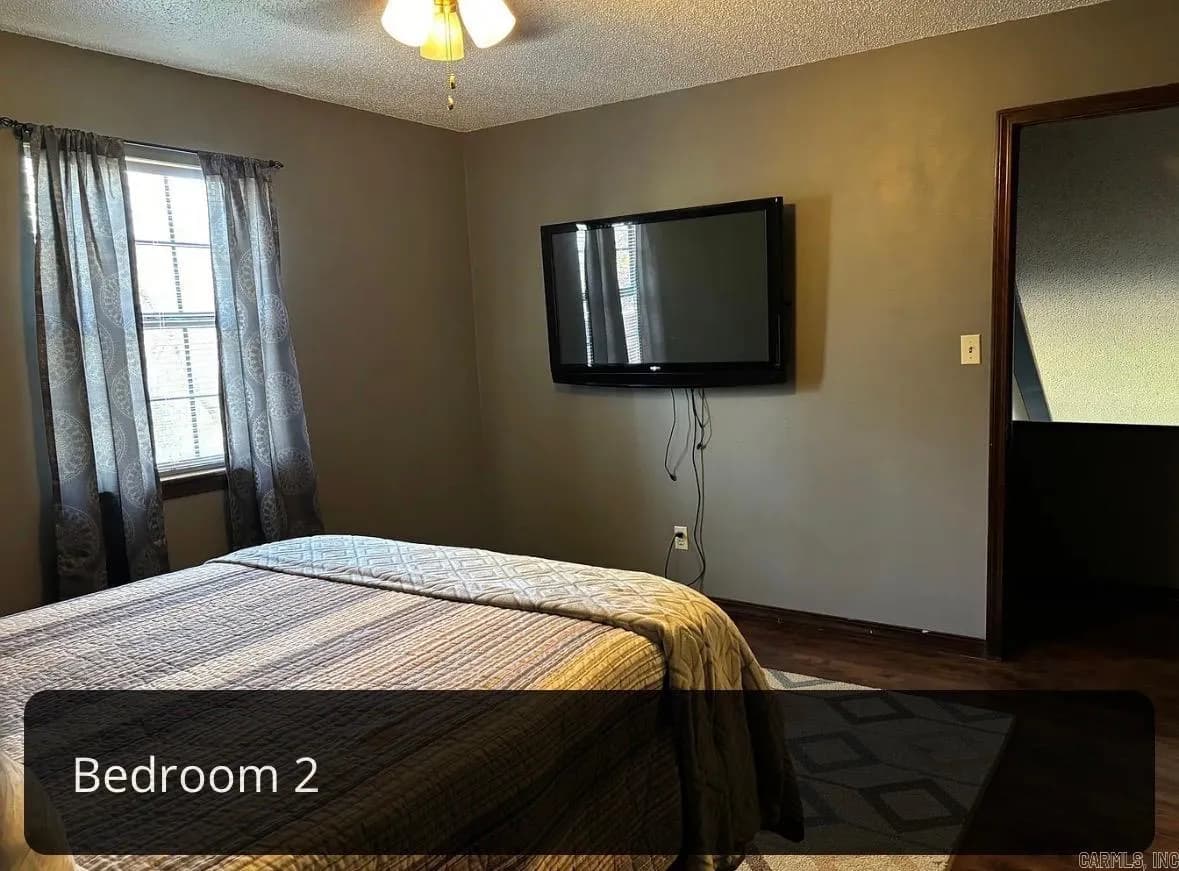 Property at 1315 N Nashville - Image 8
