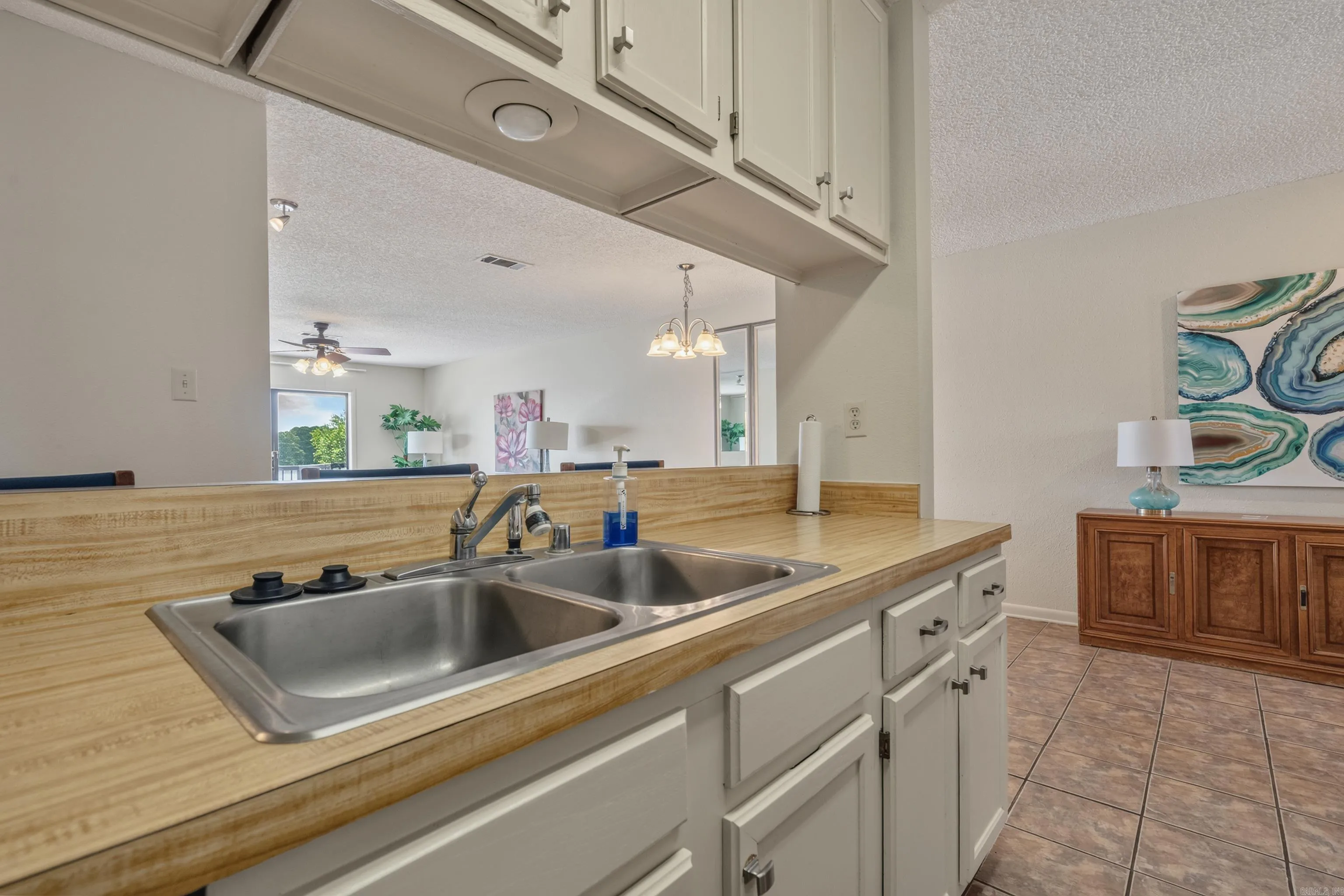 Property at 5371  Central, 5I - Image 11