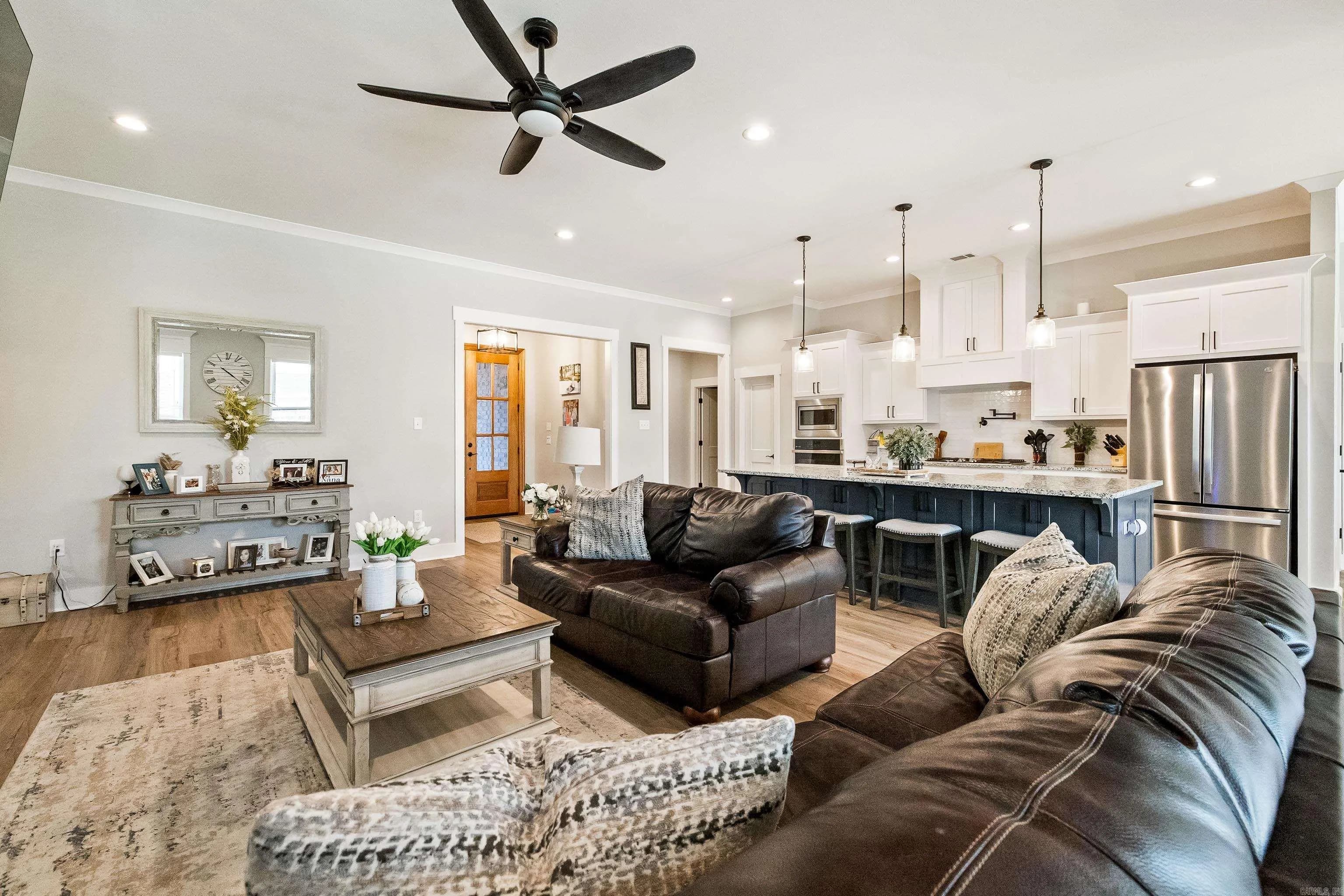 Property at 2322  Bridgegate - Image 10
