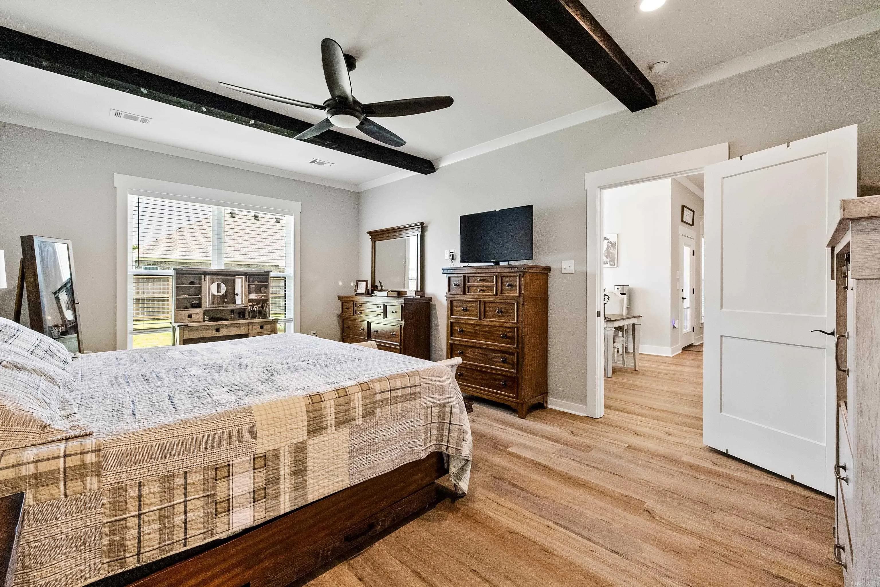 Property at 2322  Bridgegate - Image 22