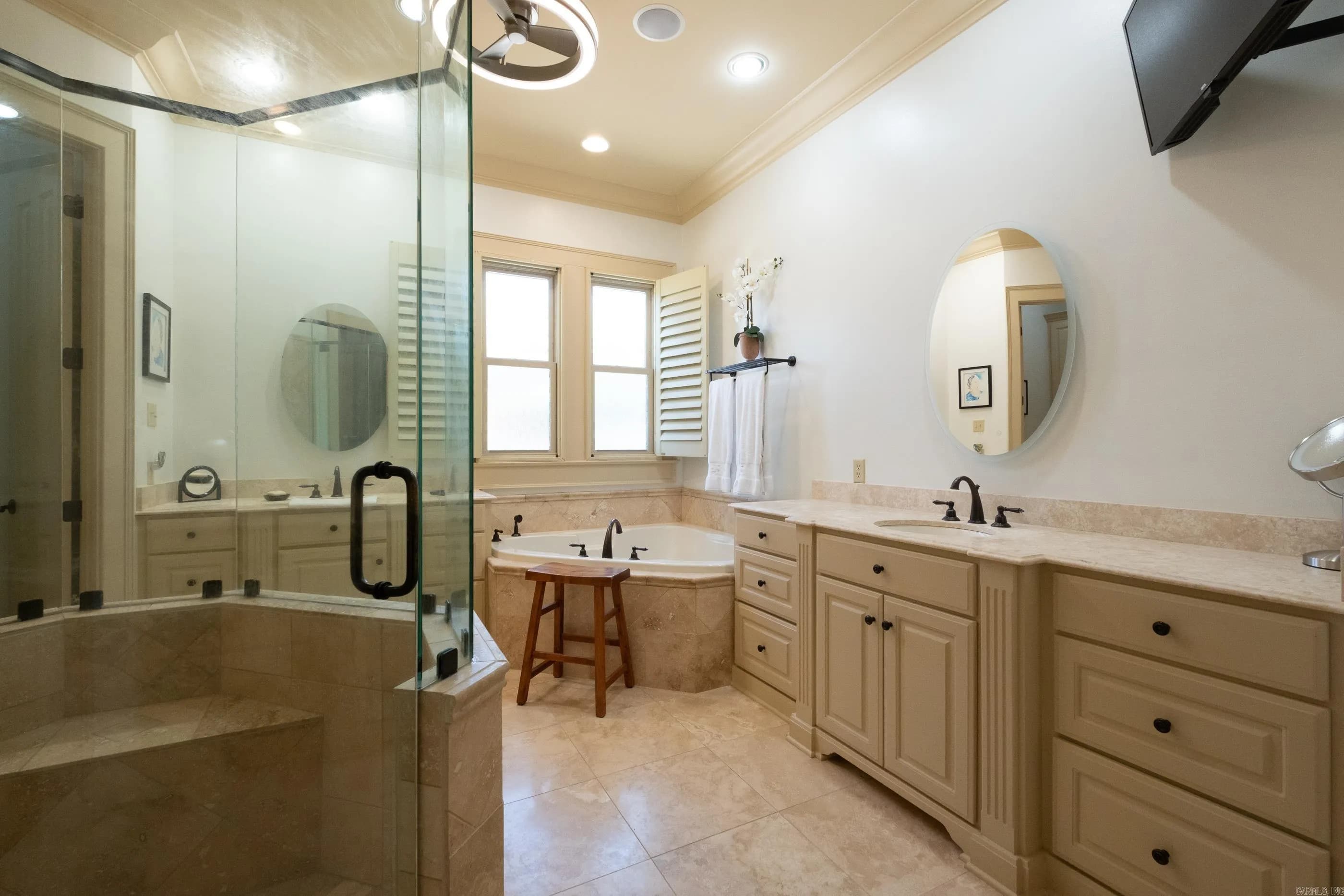 Property at 81  Quercus - Image 26