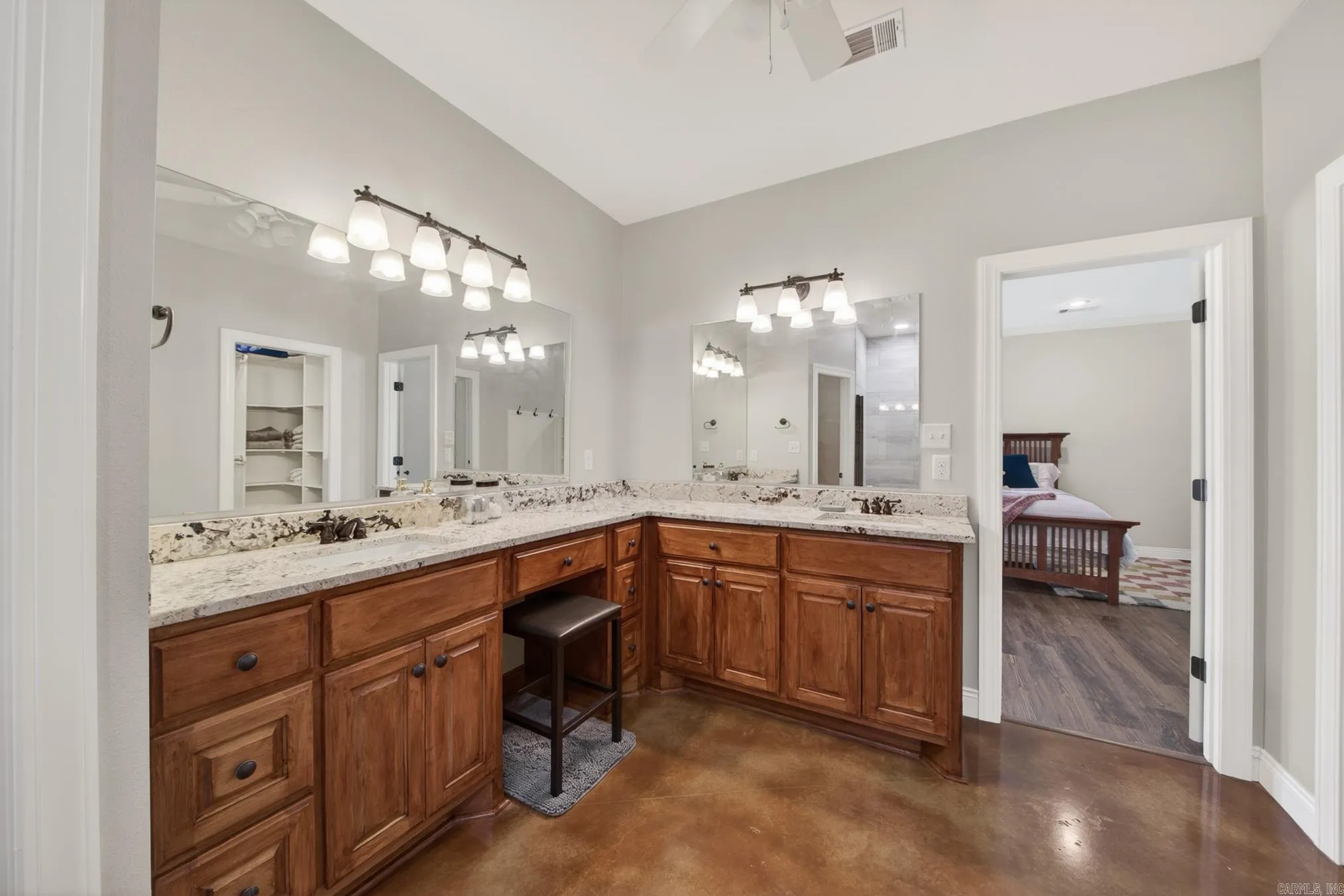 Property at 11  Greystone - Image 28
