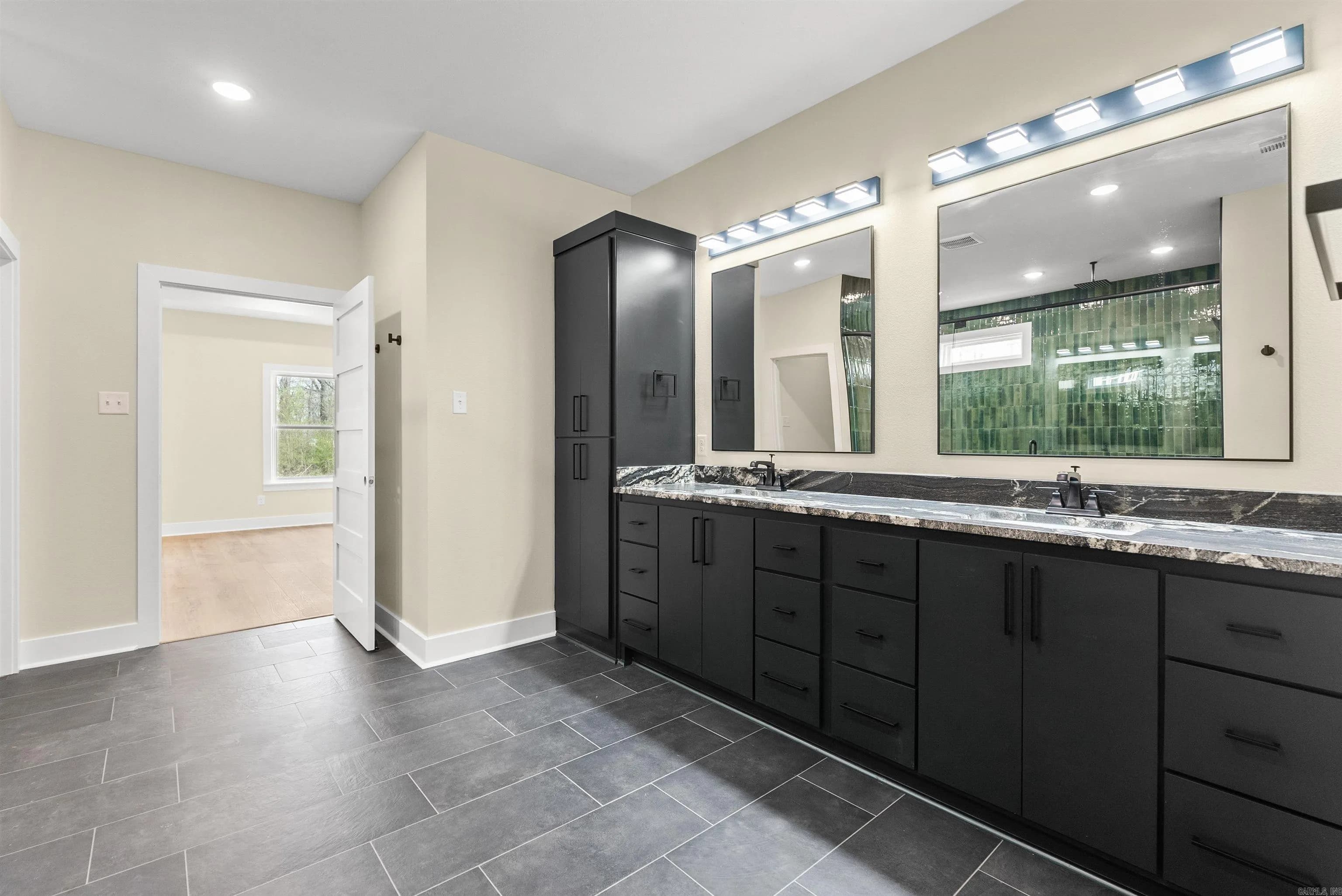 Property at 16  Avondale - Image 20
