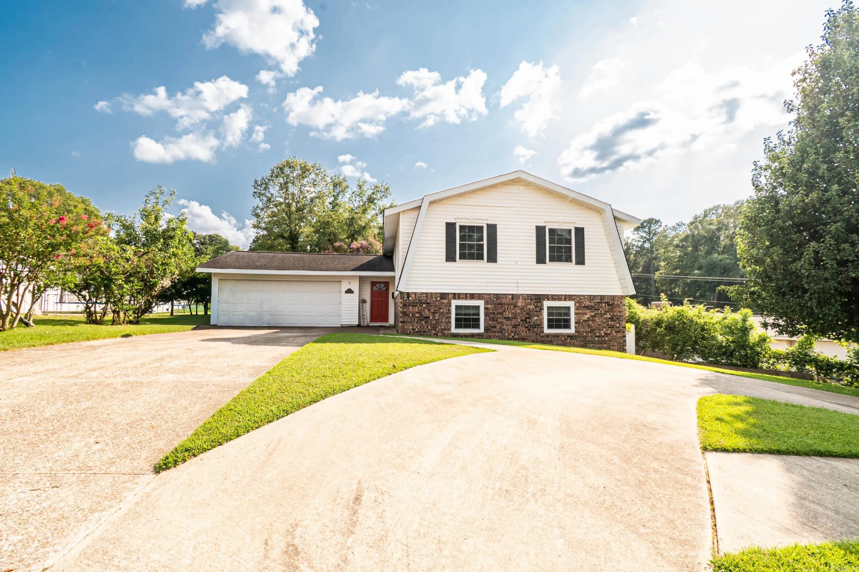 Property at 112  Alderman dr - Image 1