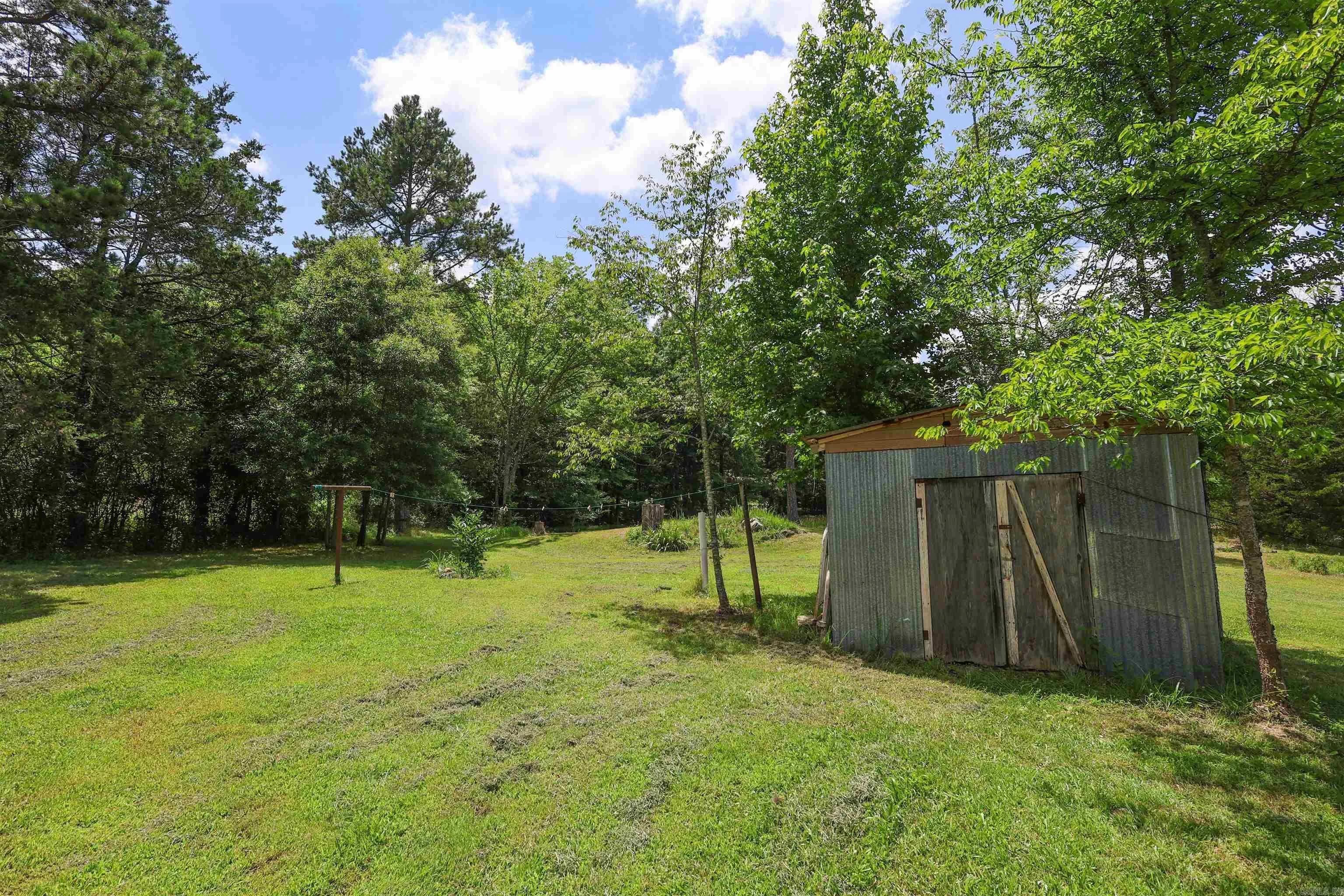 Property at 1101  Brushy - Image 39