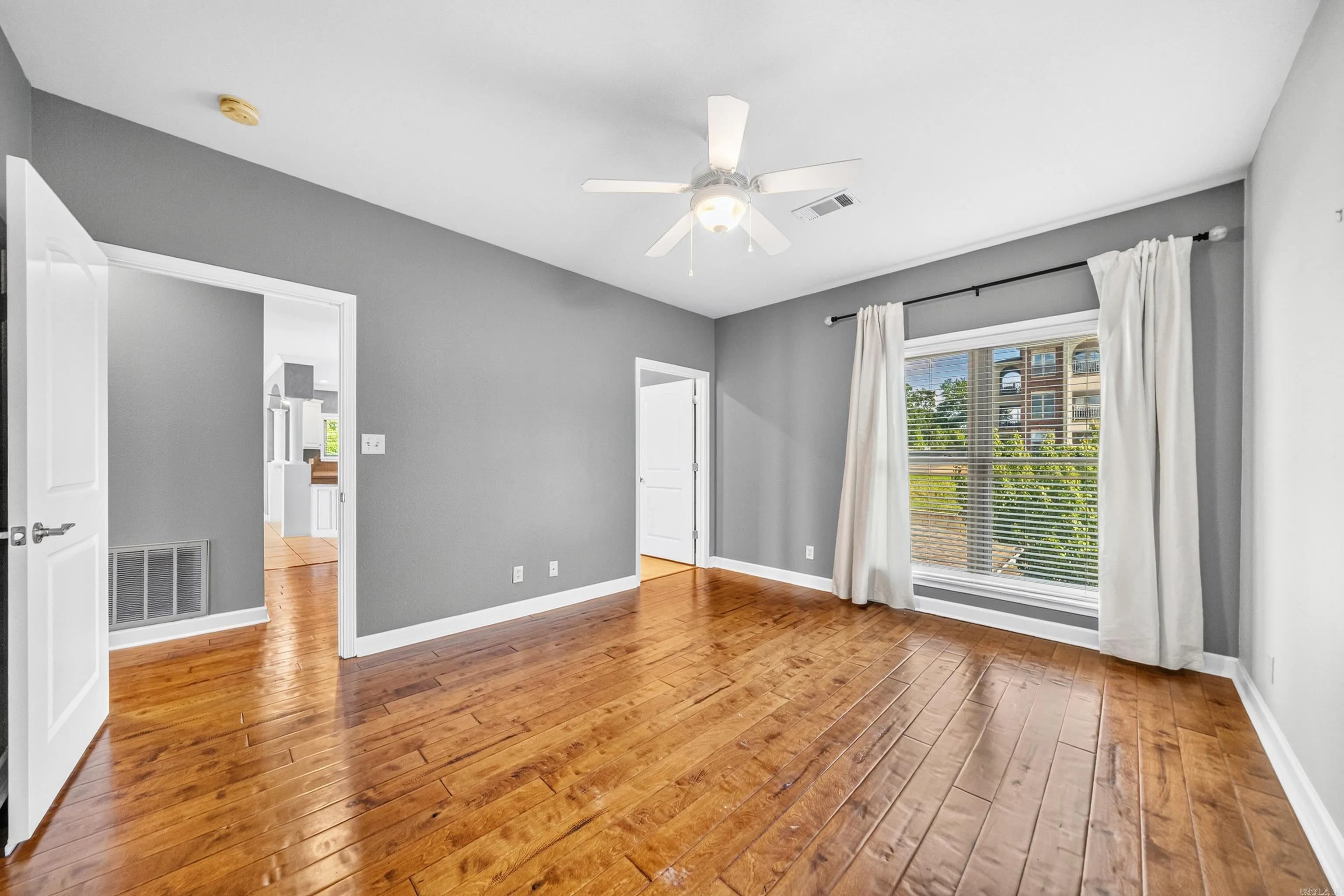 Property at 518  Amity, I6 - Image 31