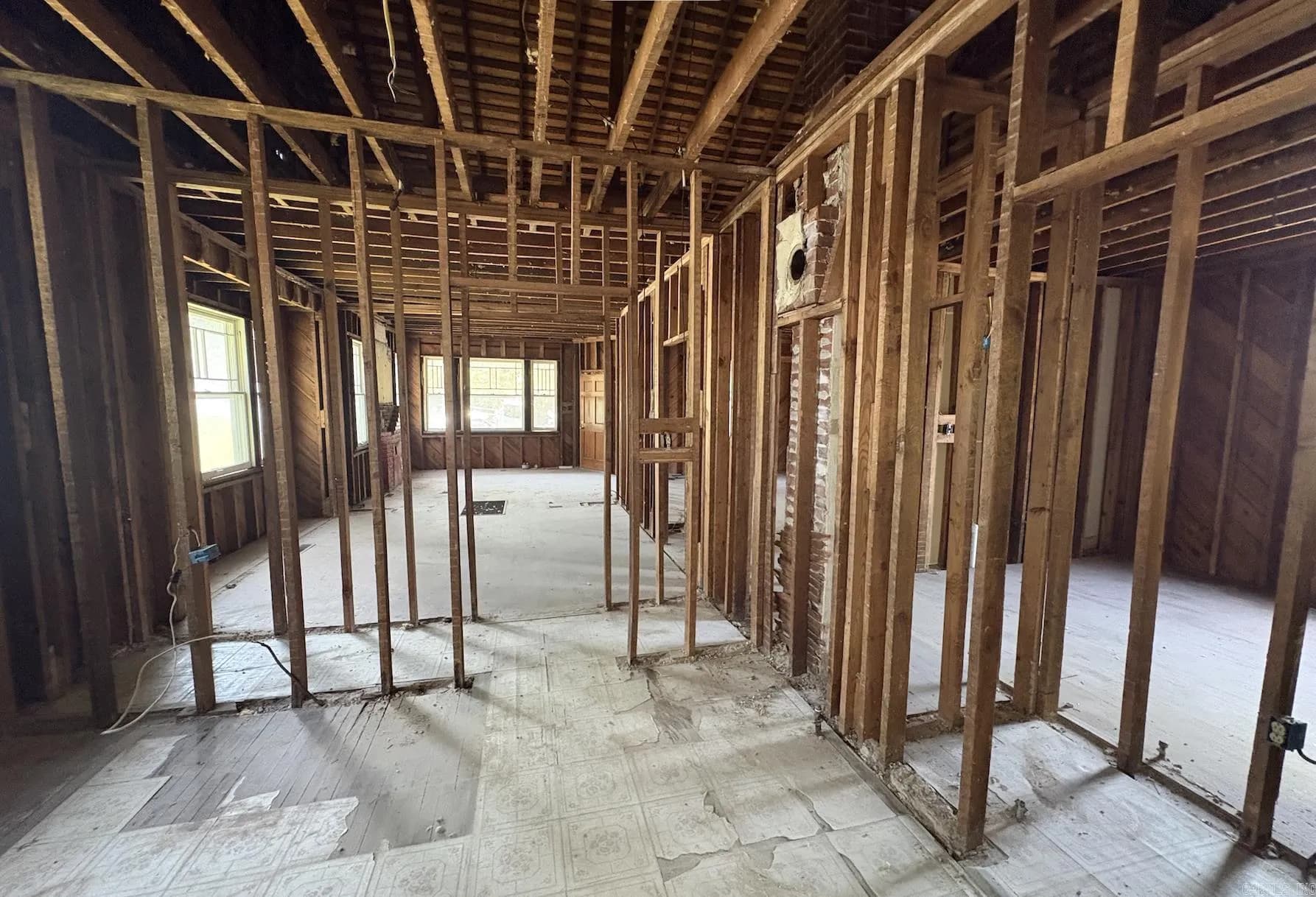 Property at 816 N Monroe - Image 9